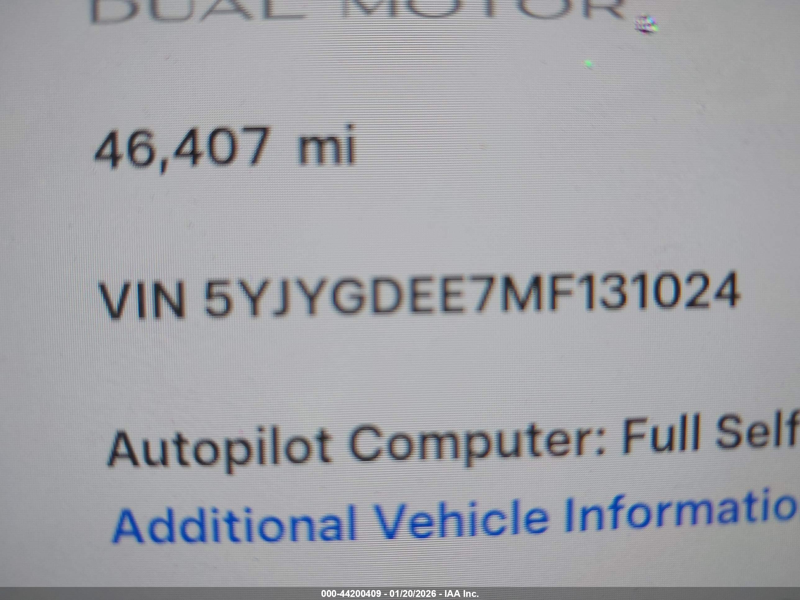 TESLA MODEL image 9