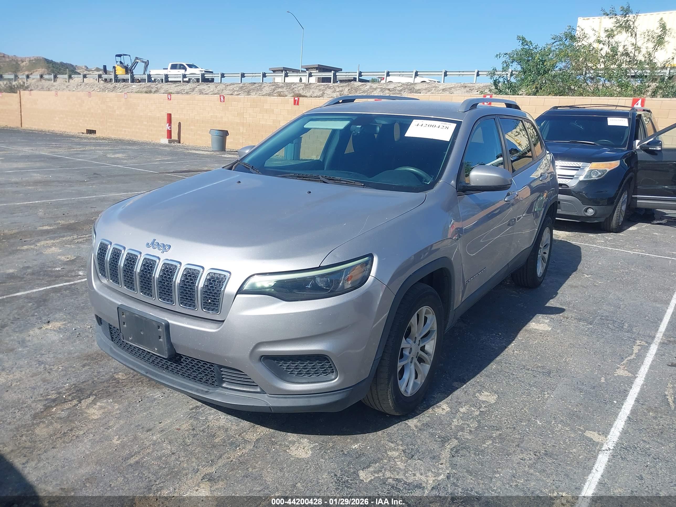 JEEP CHEROKEE image 2