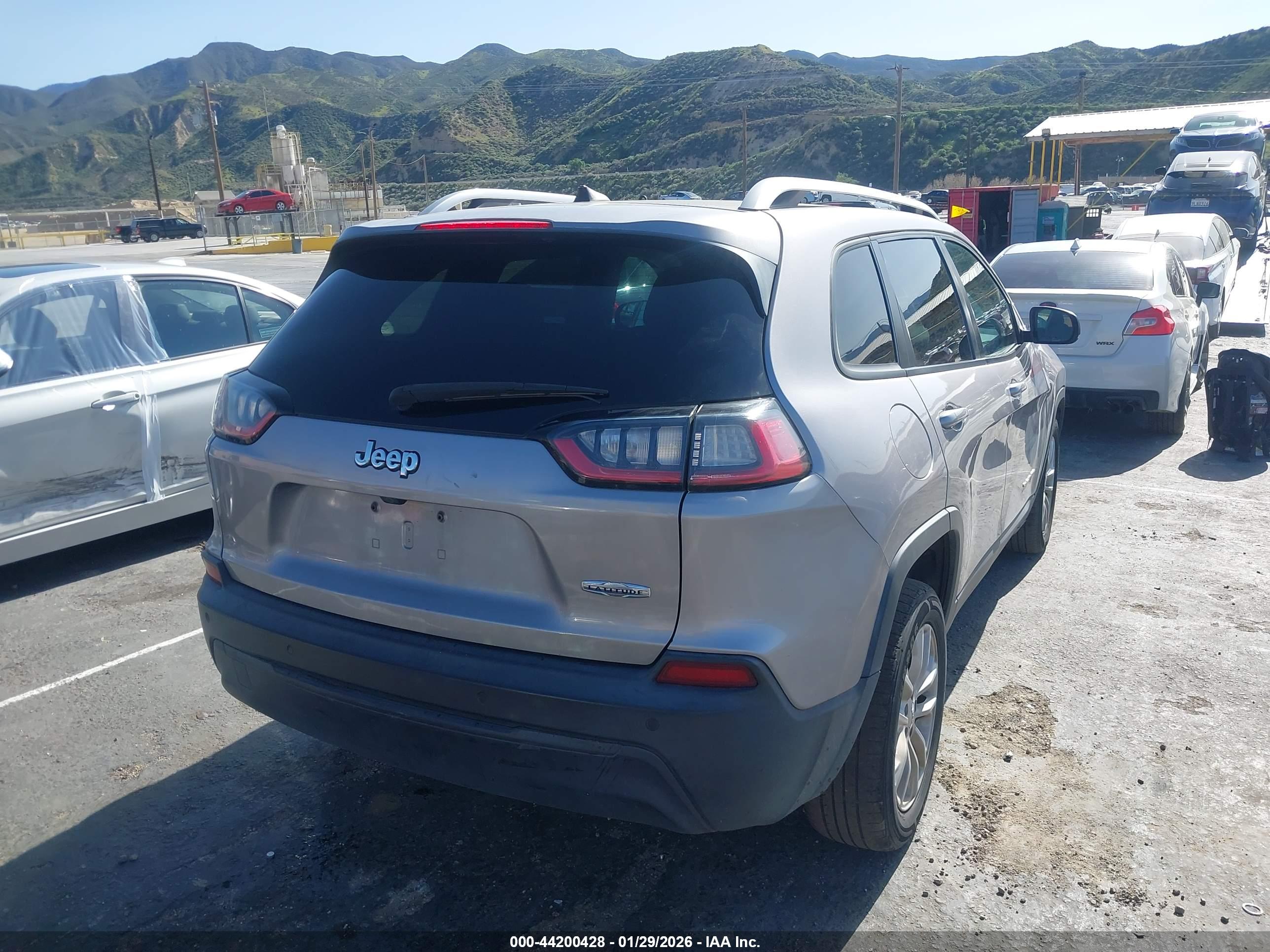 JEEP CHEROKEE image 4