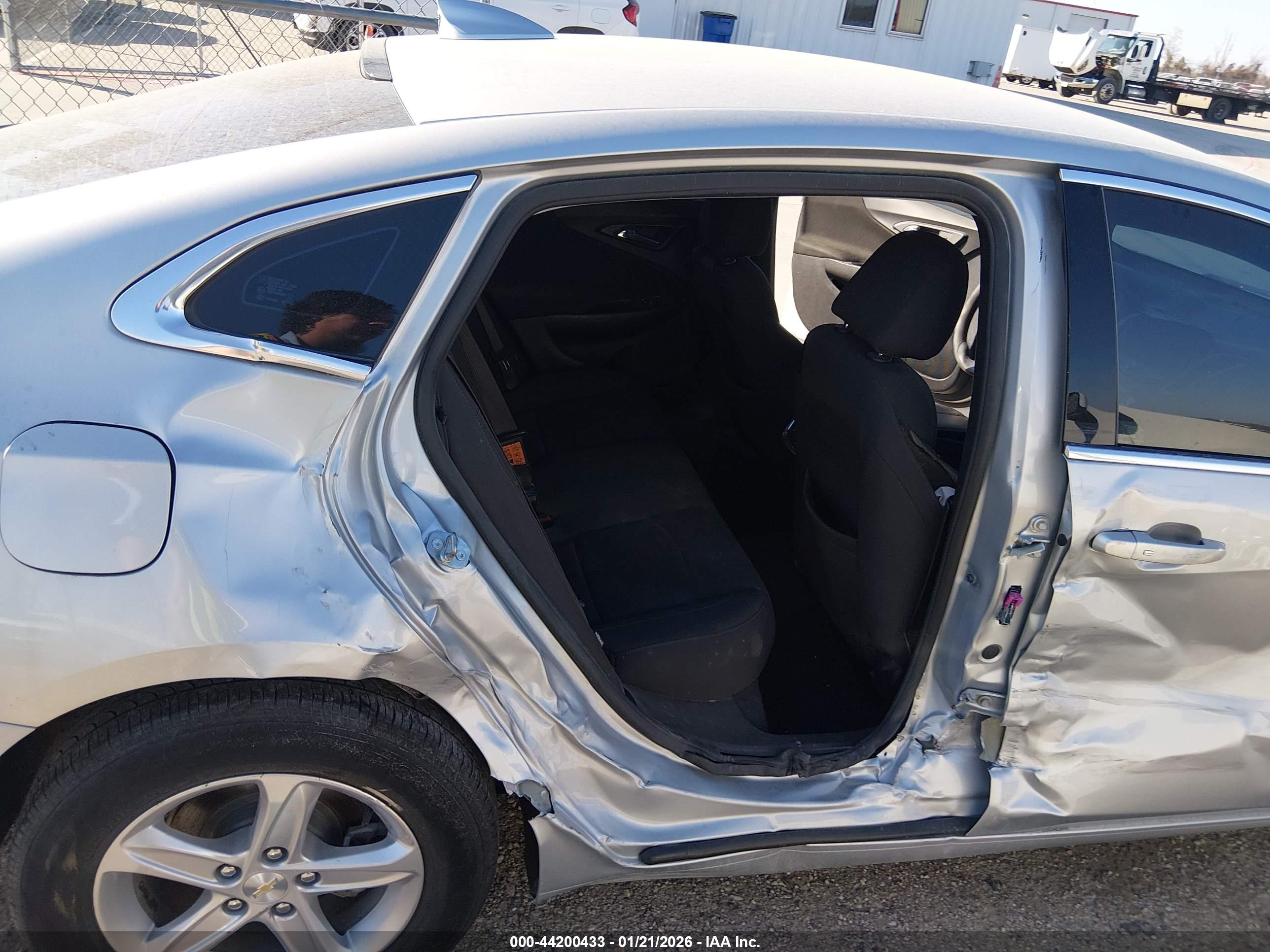 CHEVROLET MALIBU image 6