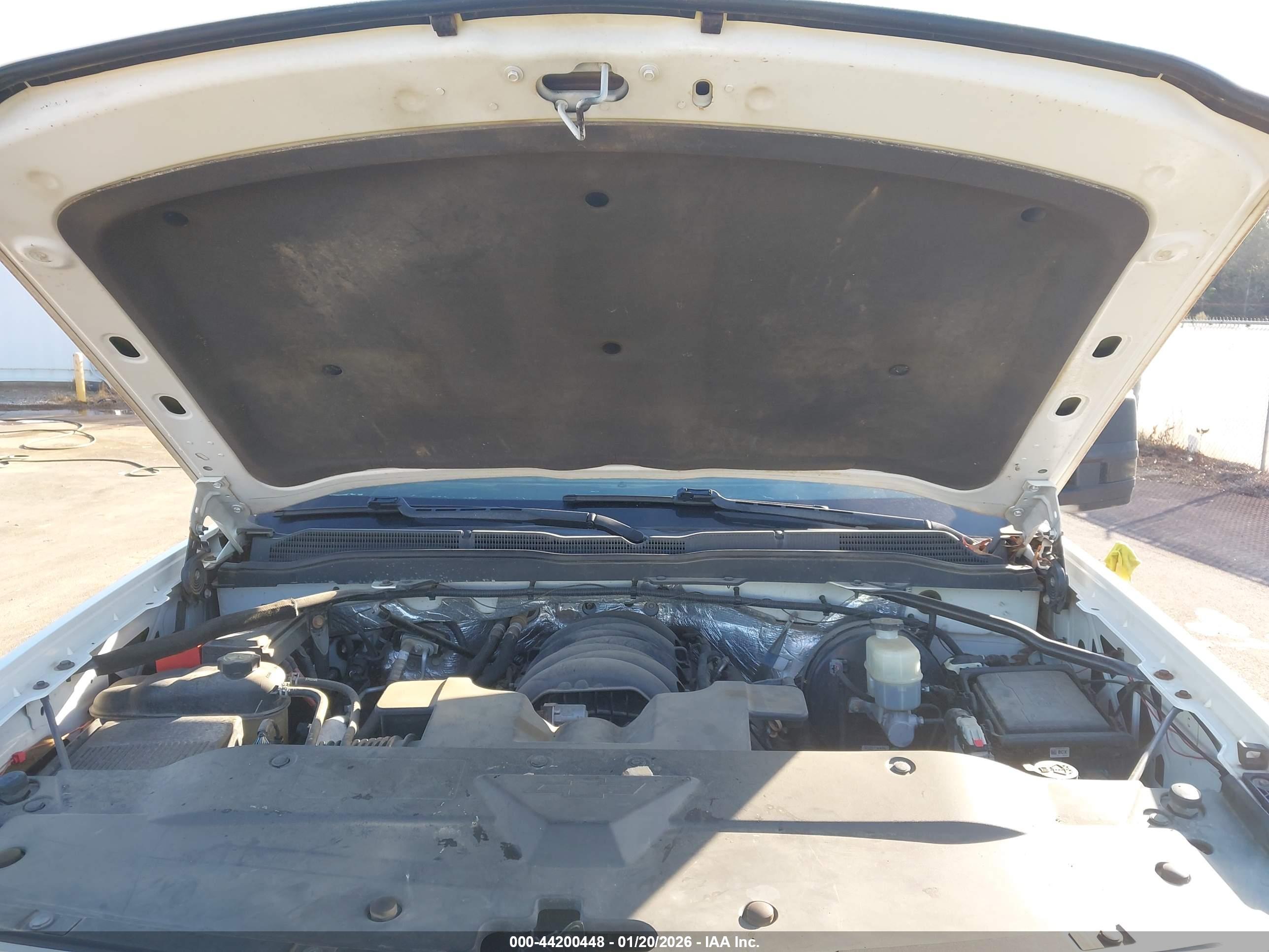 CHEVROLET SILVERADO image 10