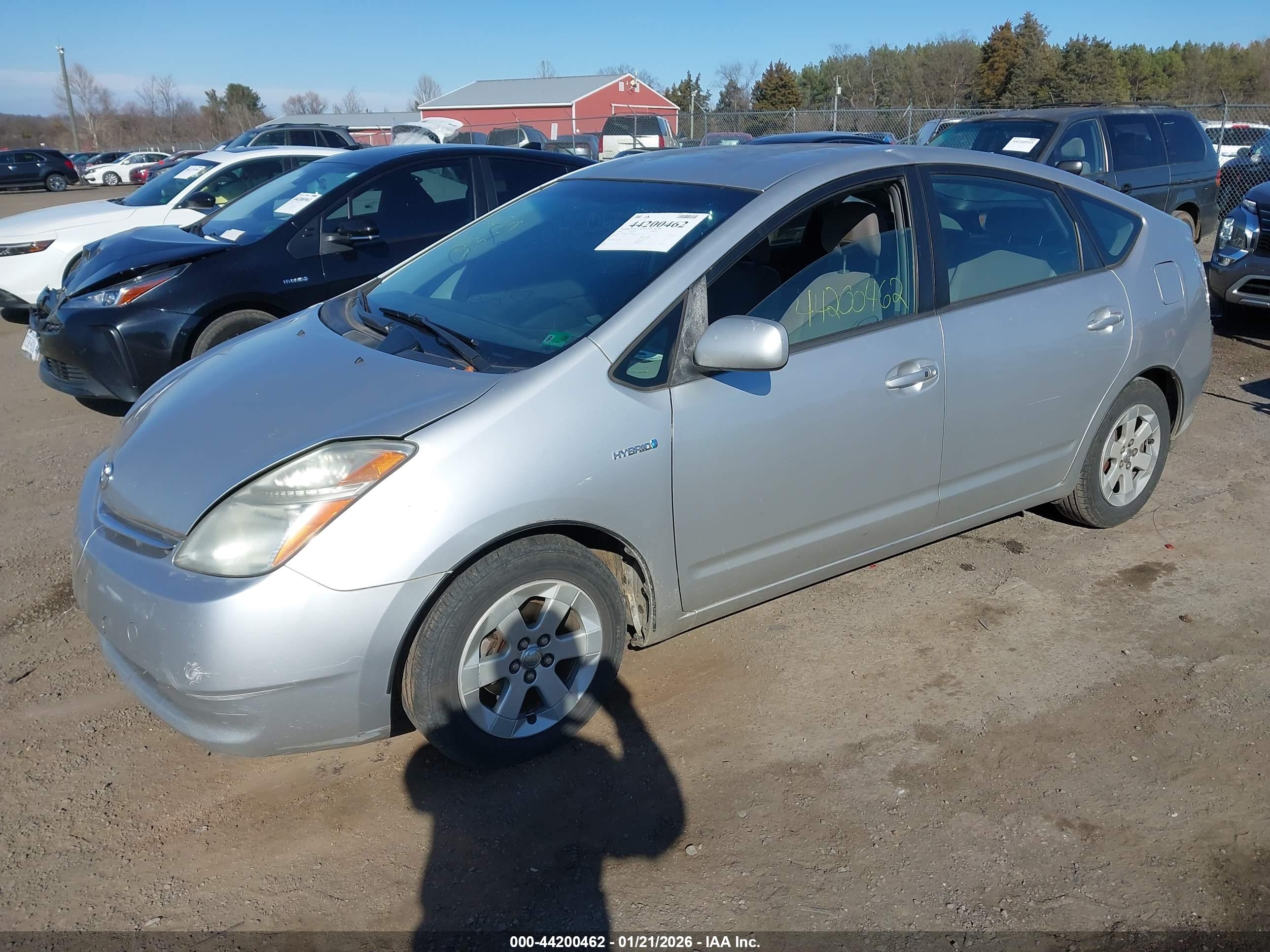 TOYOTA PRIUS image 2