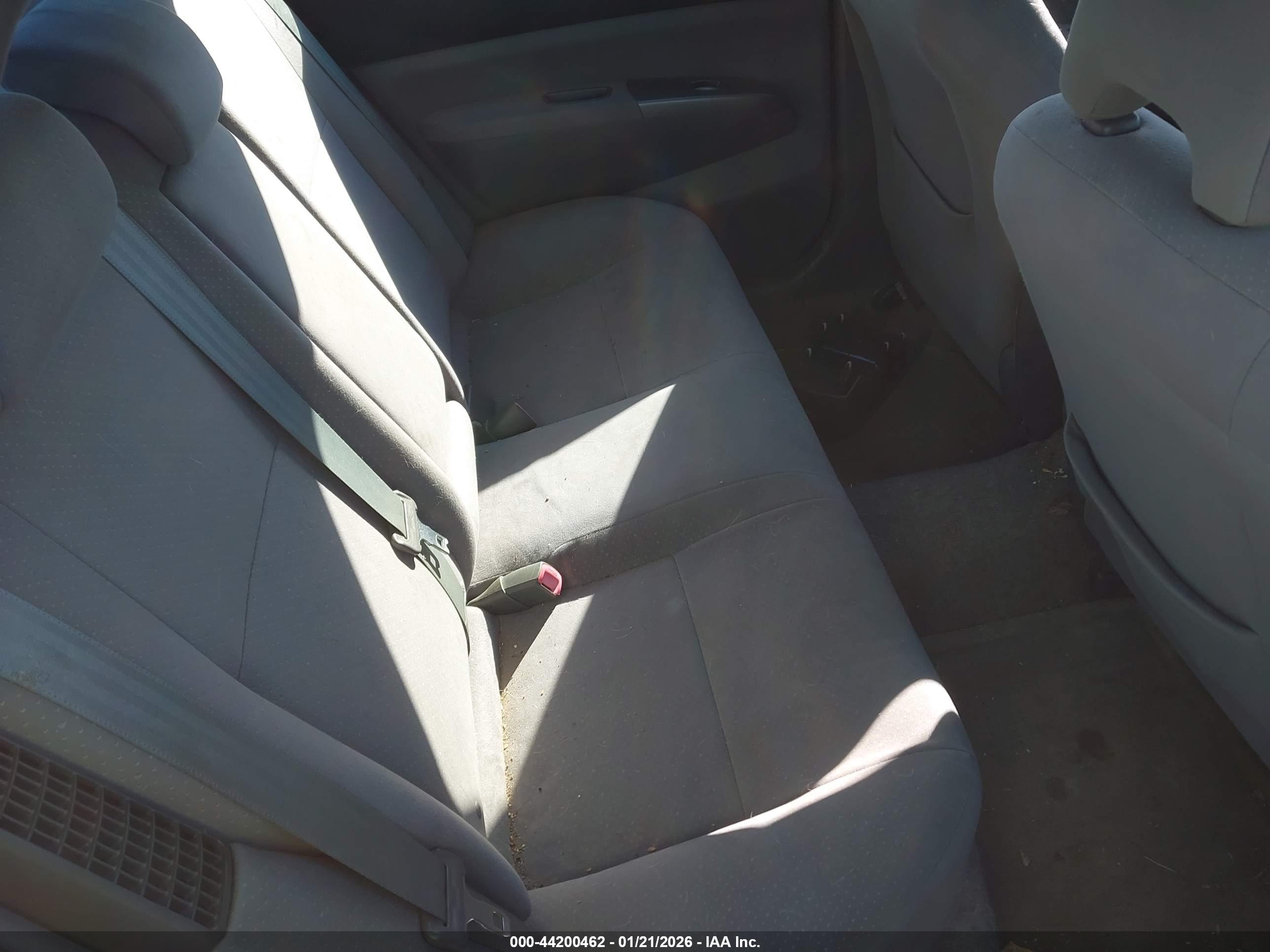 TOYOTA PRIUS image 8