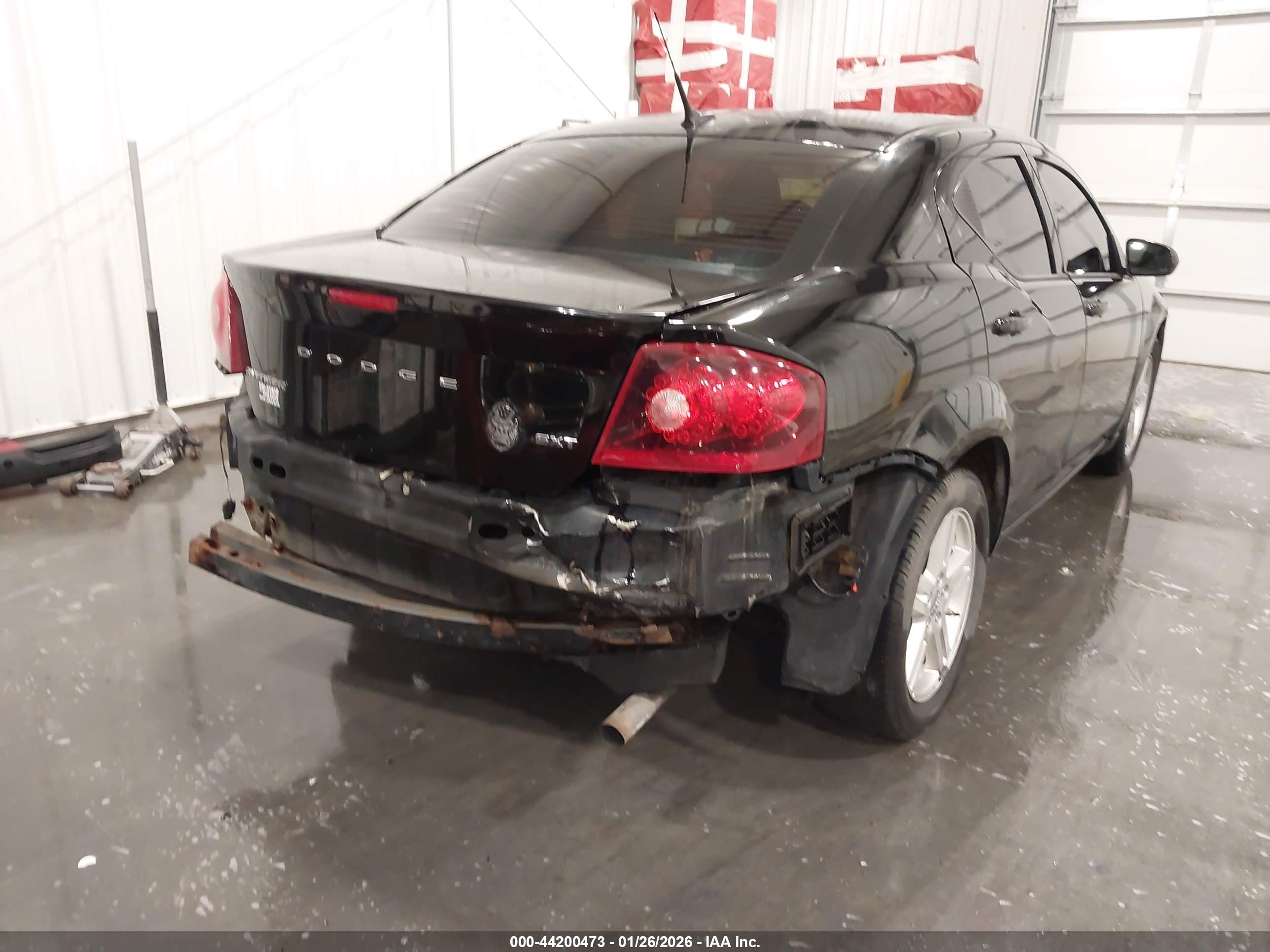 DODGE AVENGER image 6