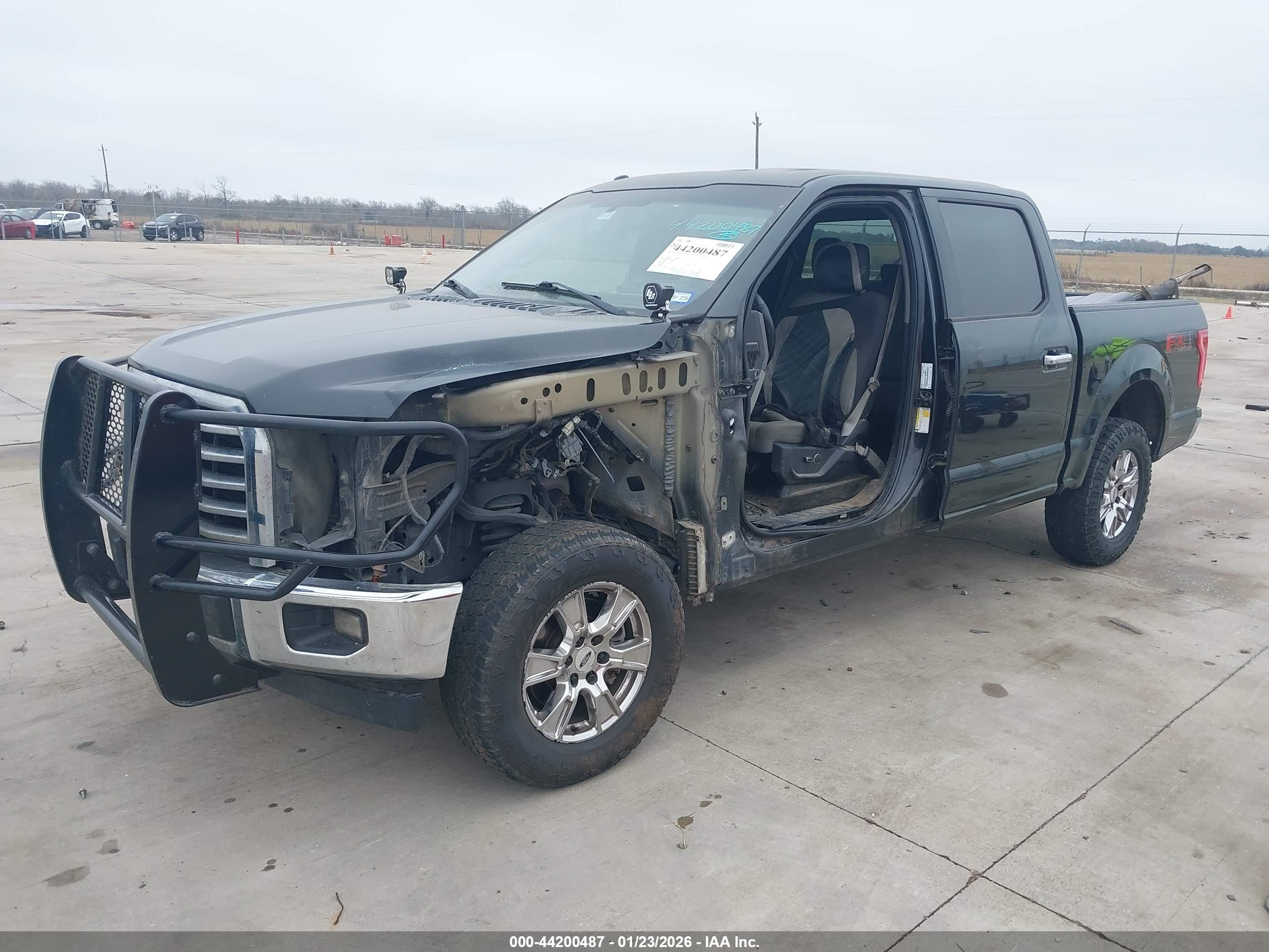 FORD F-150 image 2