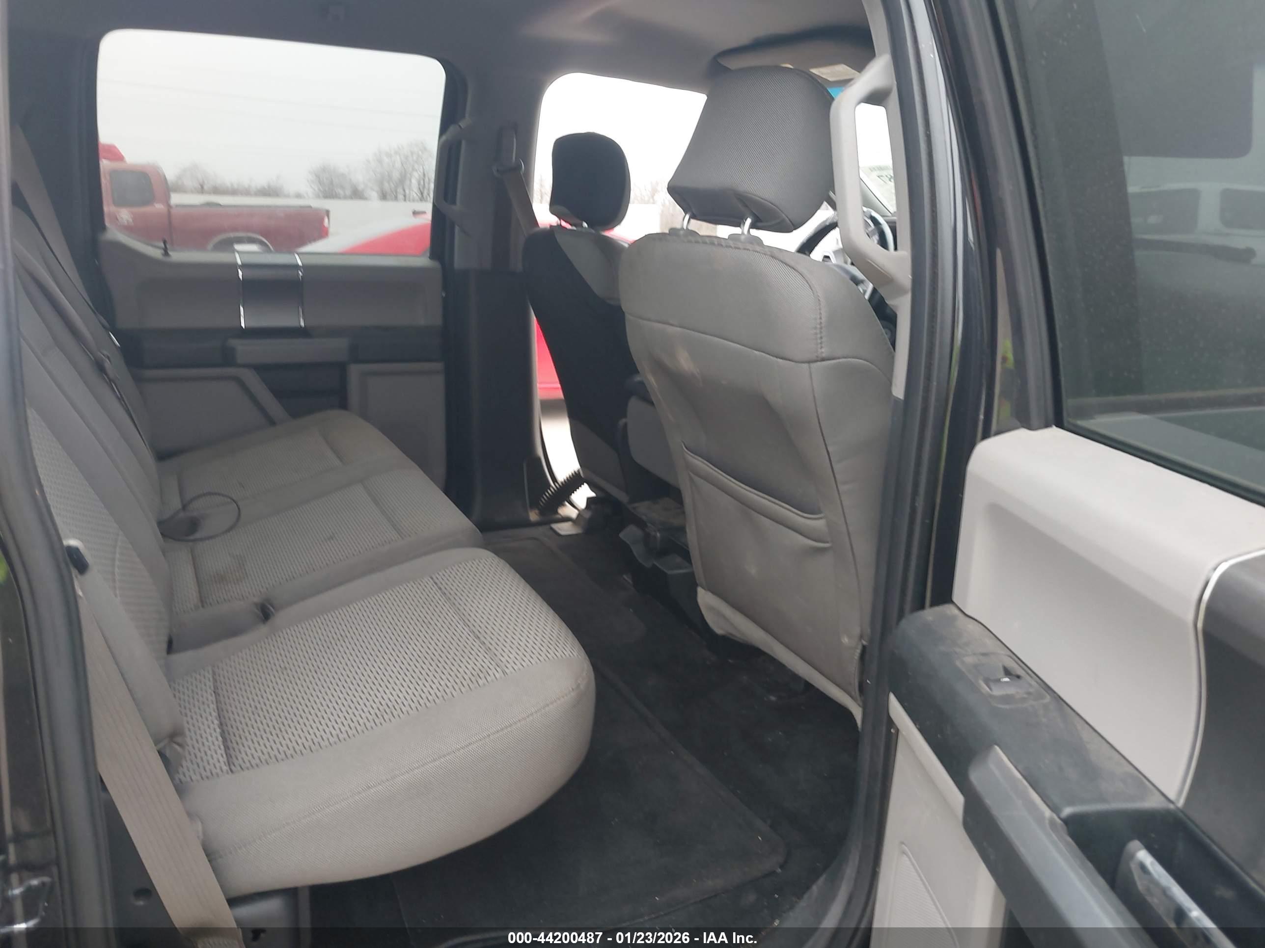 FORD F-150 image 8