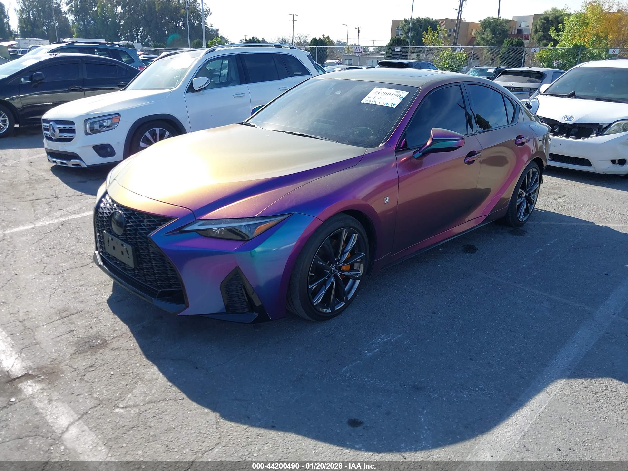 LEXUS IS image 2