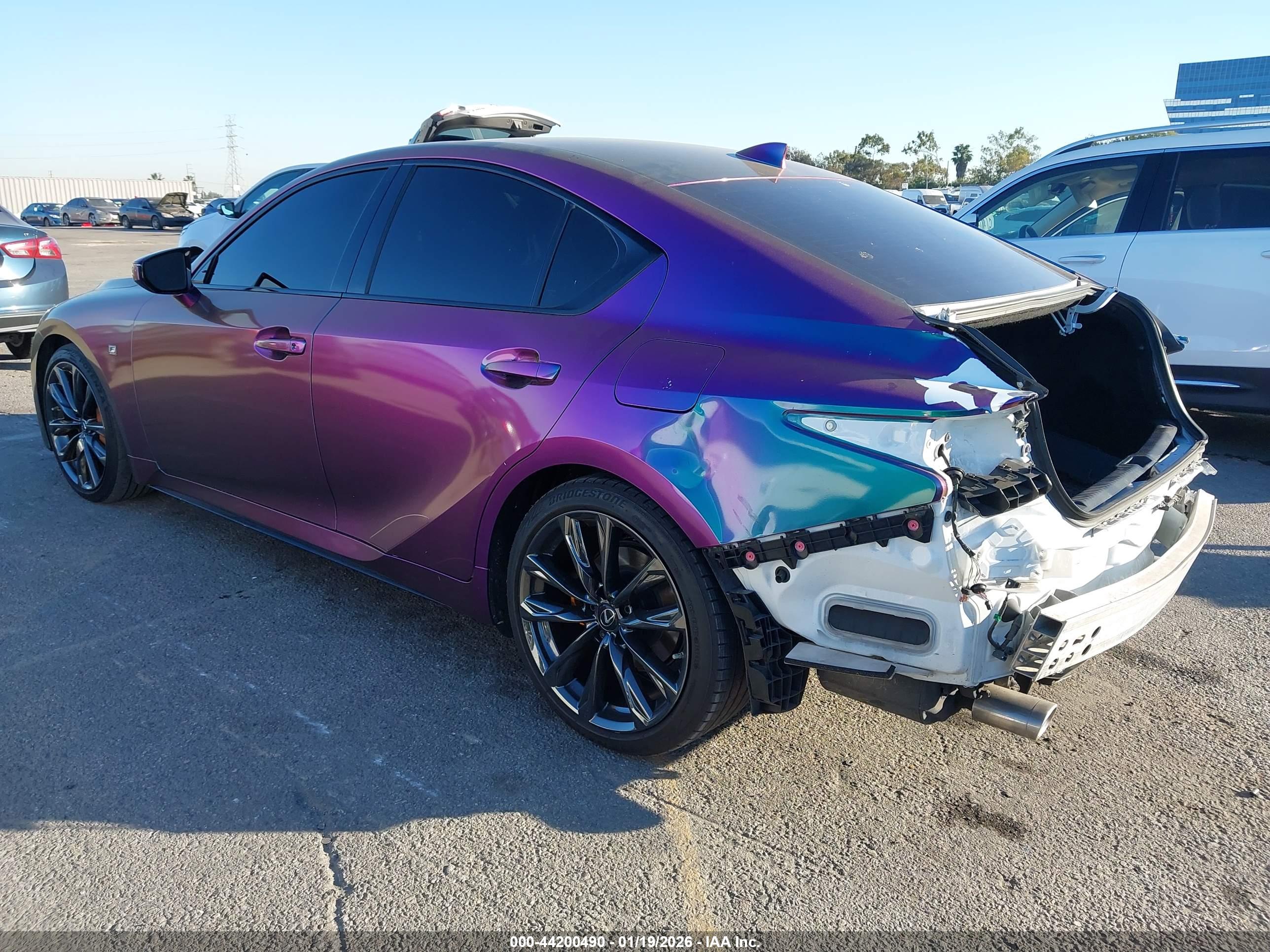 LEXUS IS image 3