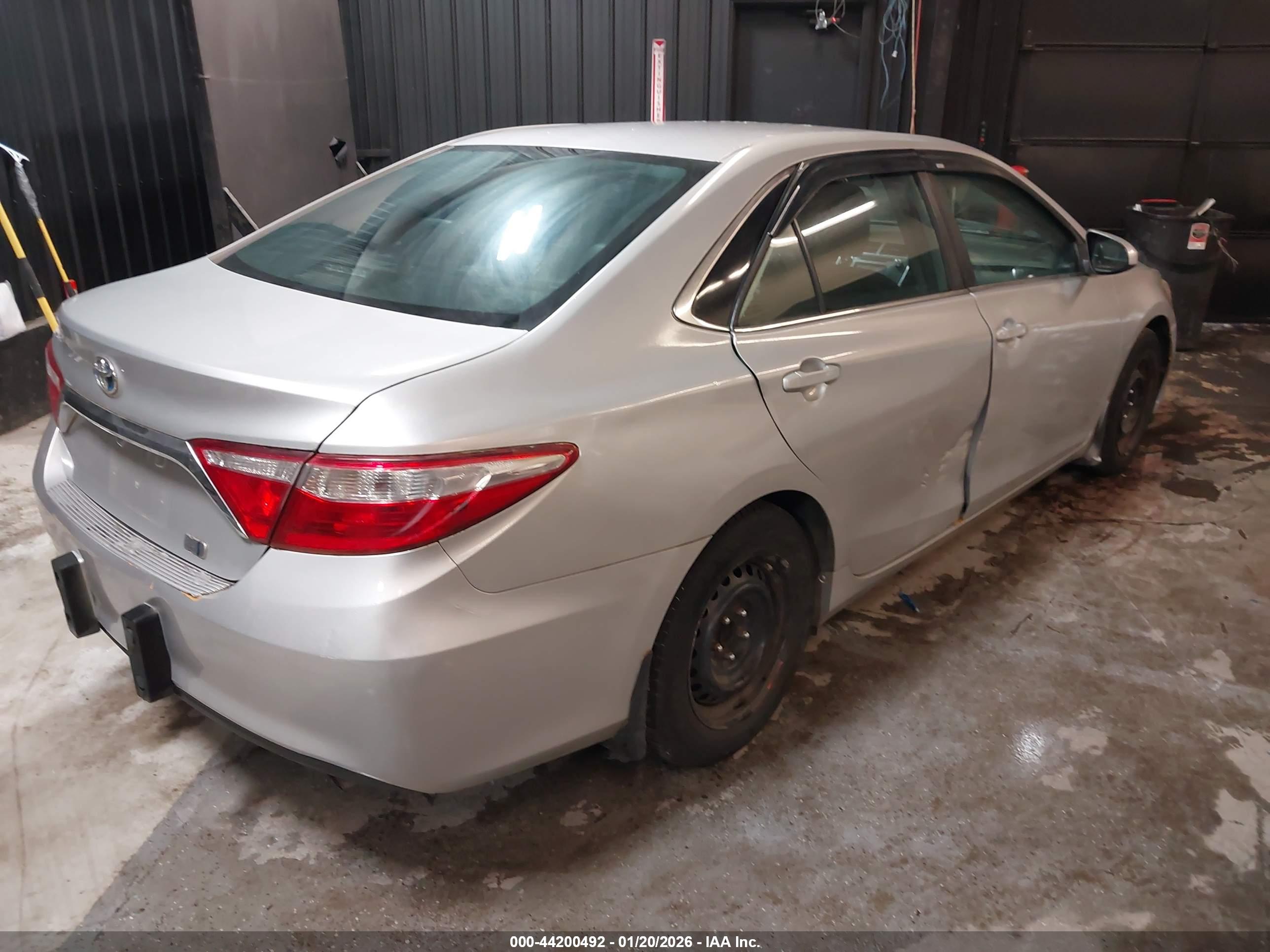 TOYOTA CAMRY image 4