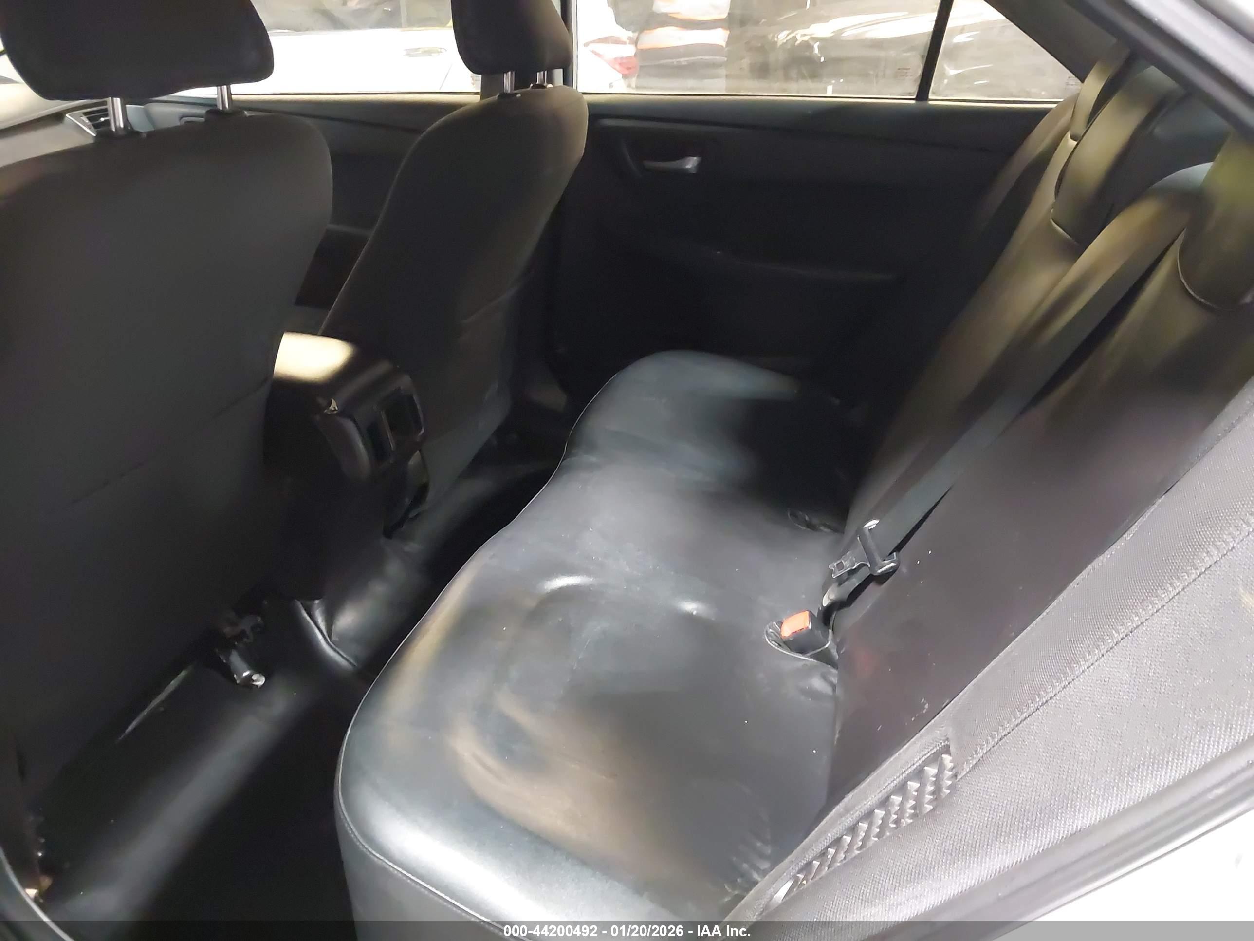 TOYOTA CAMRY image 8
