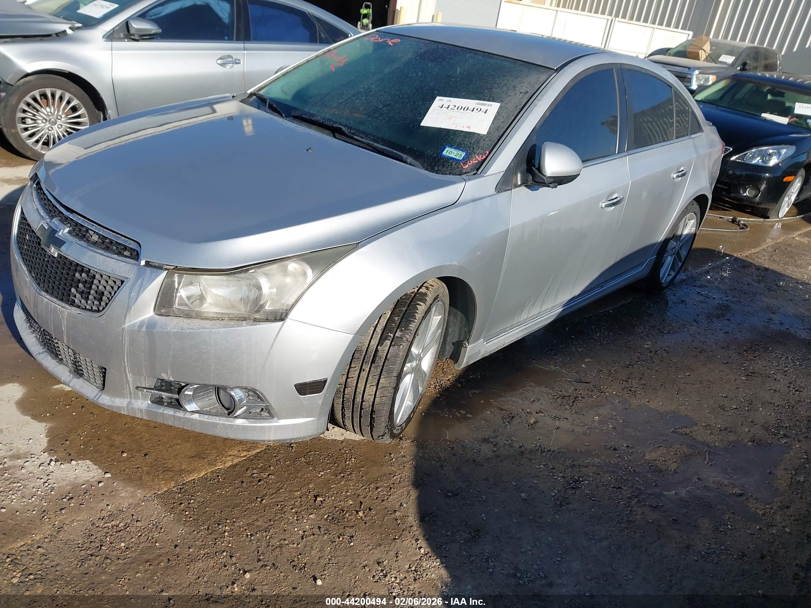 CHEVROLET CRUZE image 2