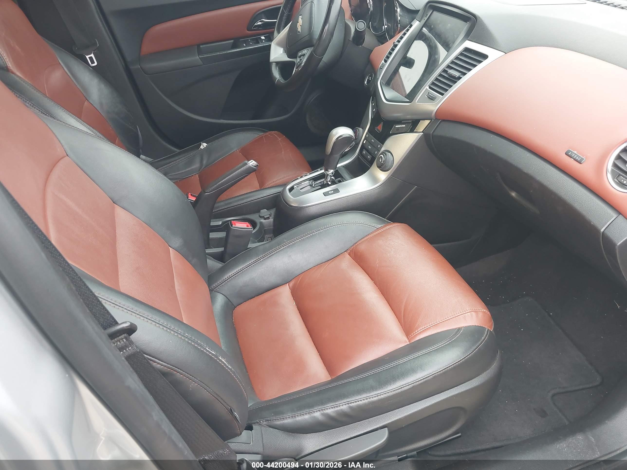 CHEVROLET CRUZE image 5