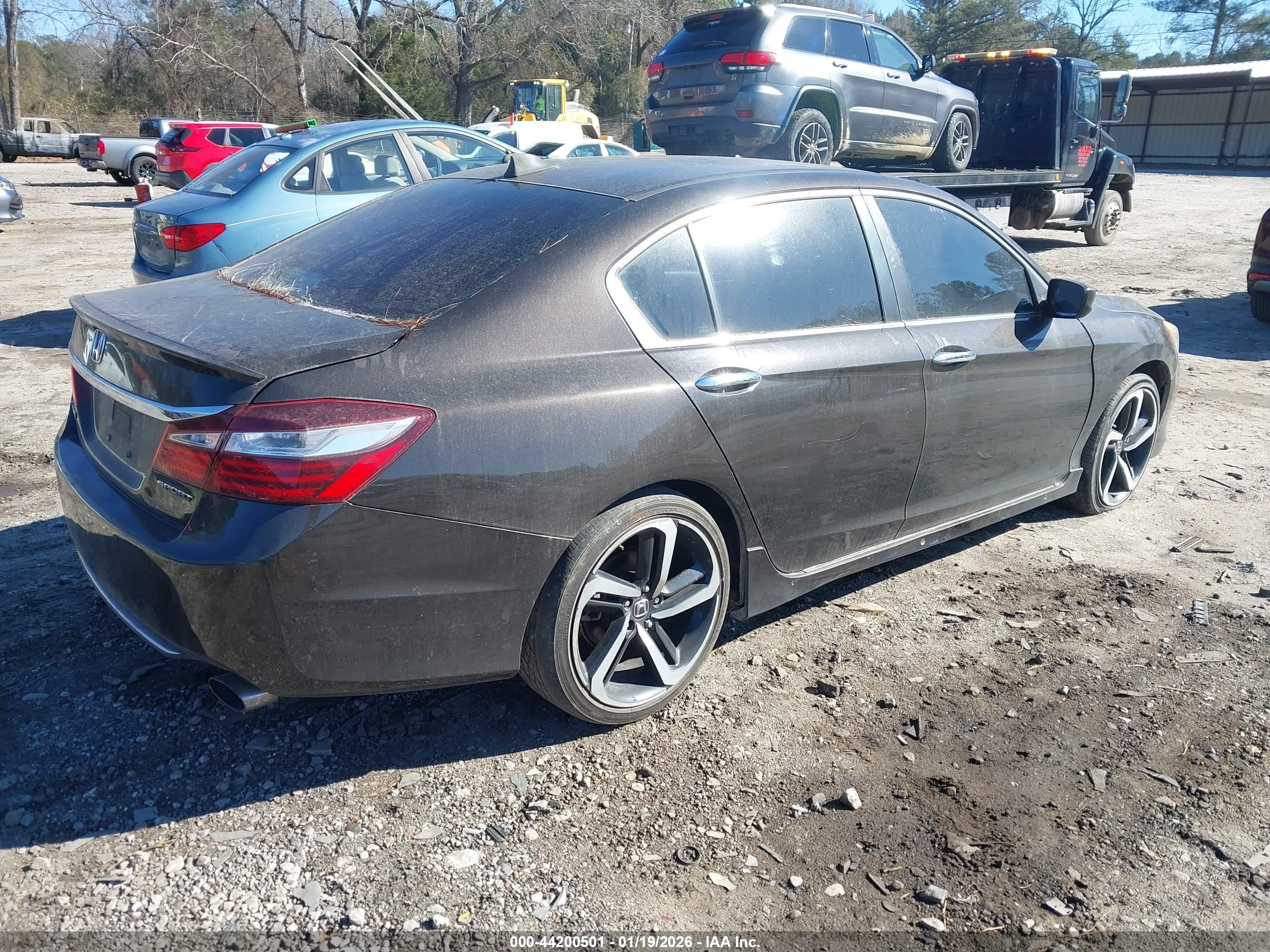 HONDA ACCORD image 4