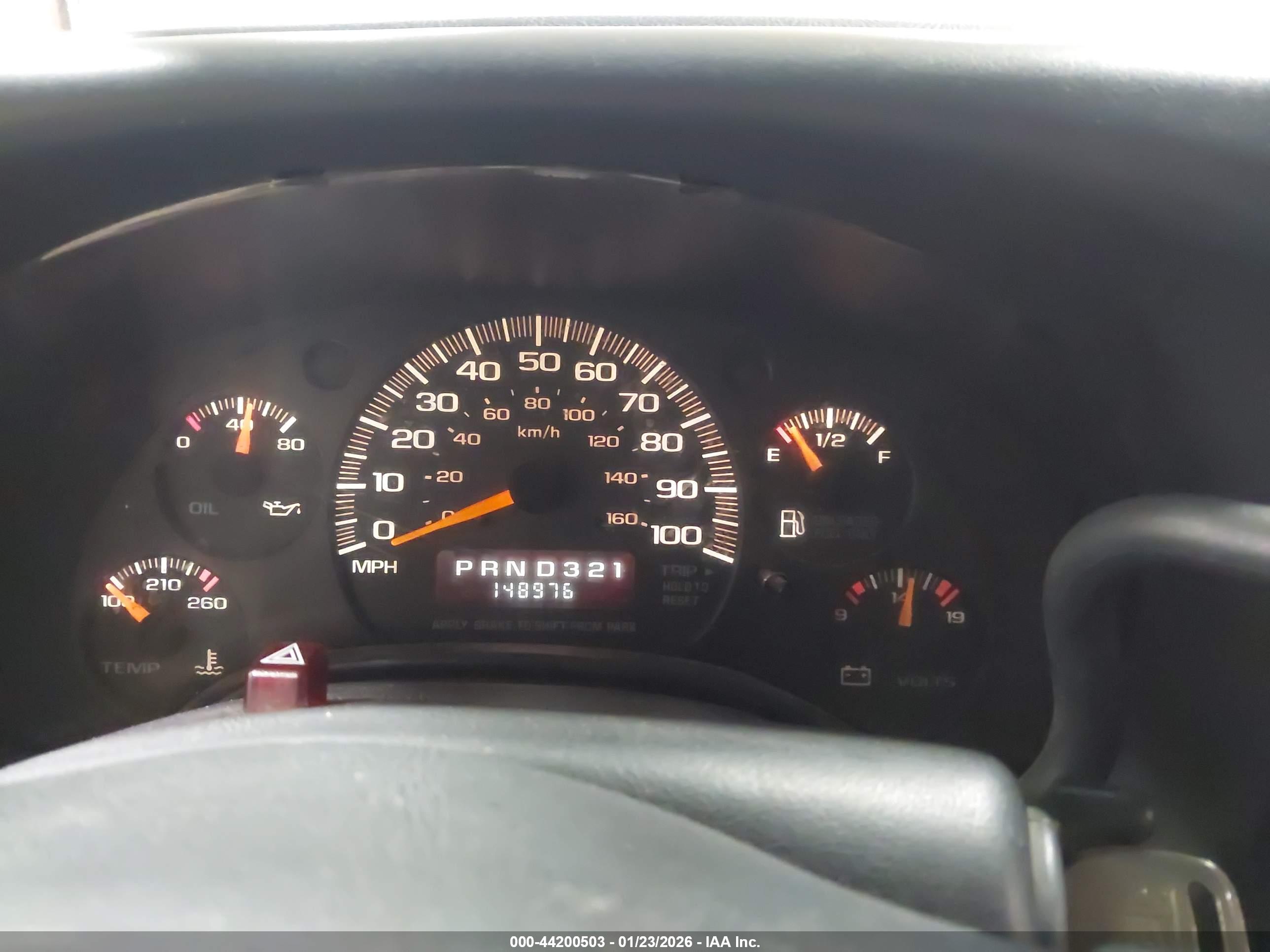 CHEVROLET EXPRESS image 7