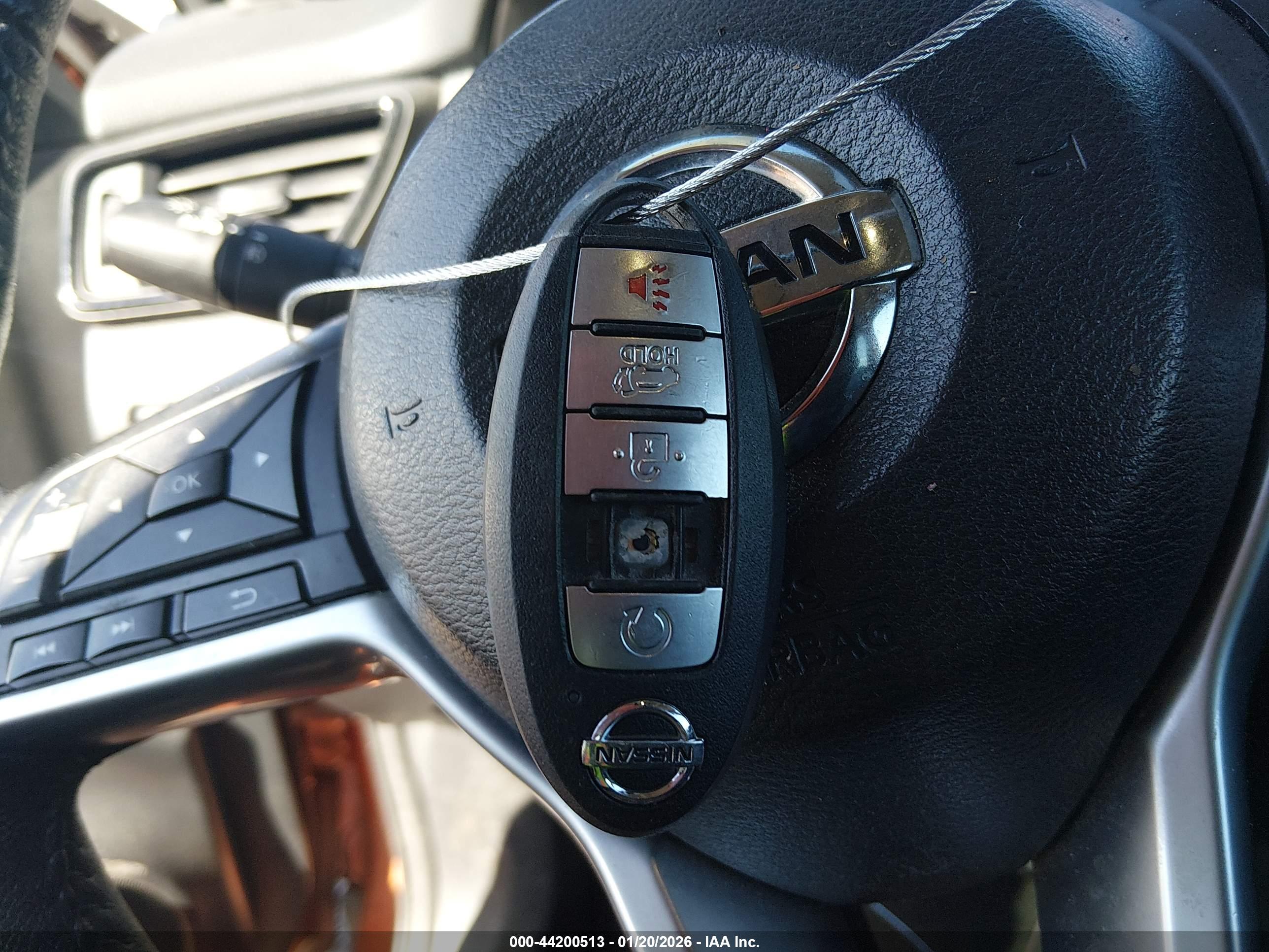 NISSAN ROGUE image 11