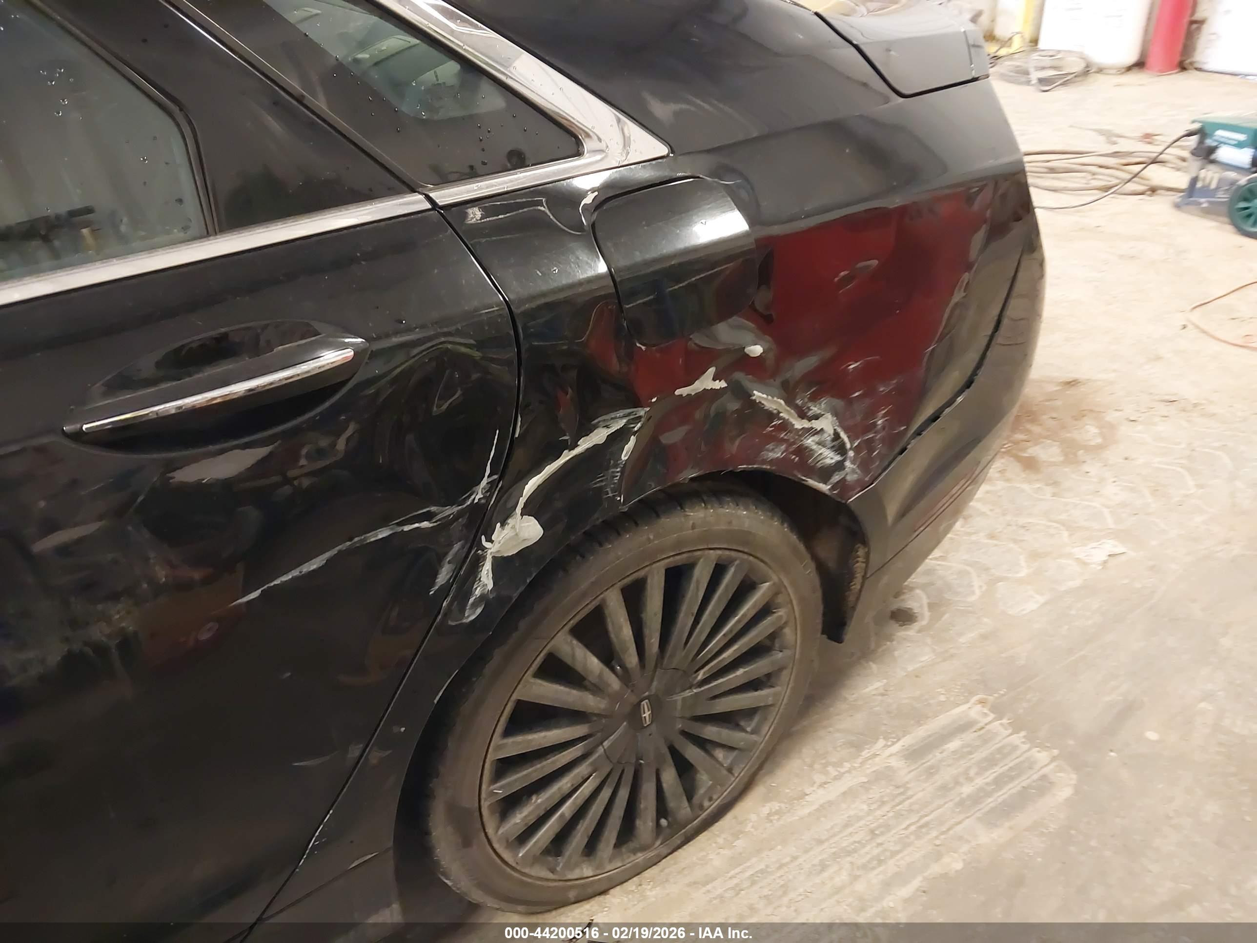 LINCOLN MKZ image 6