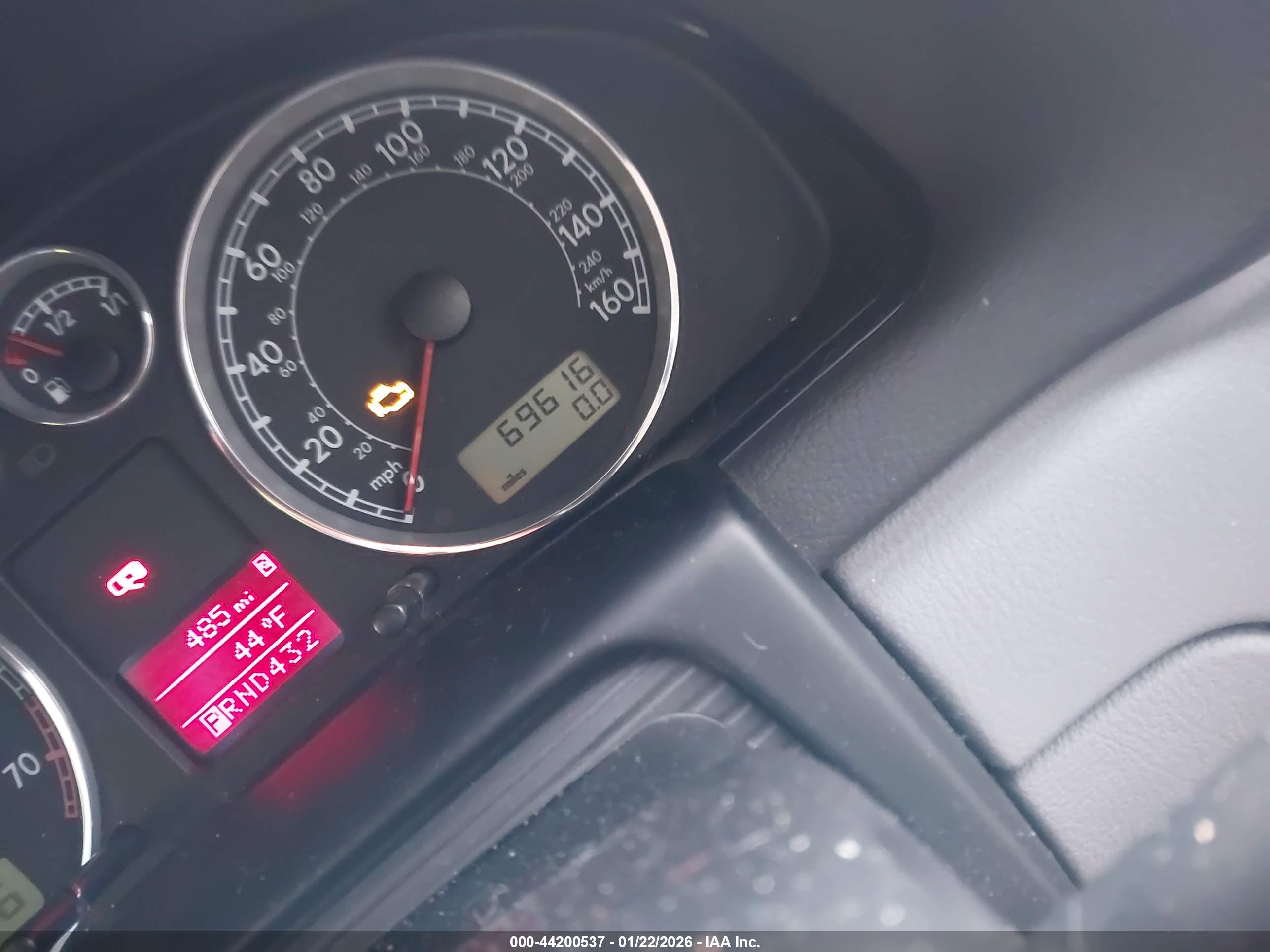 VOLKSWAGEN PASSAT image 7
