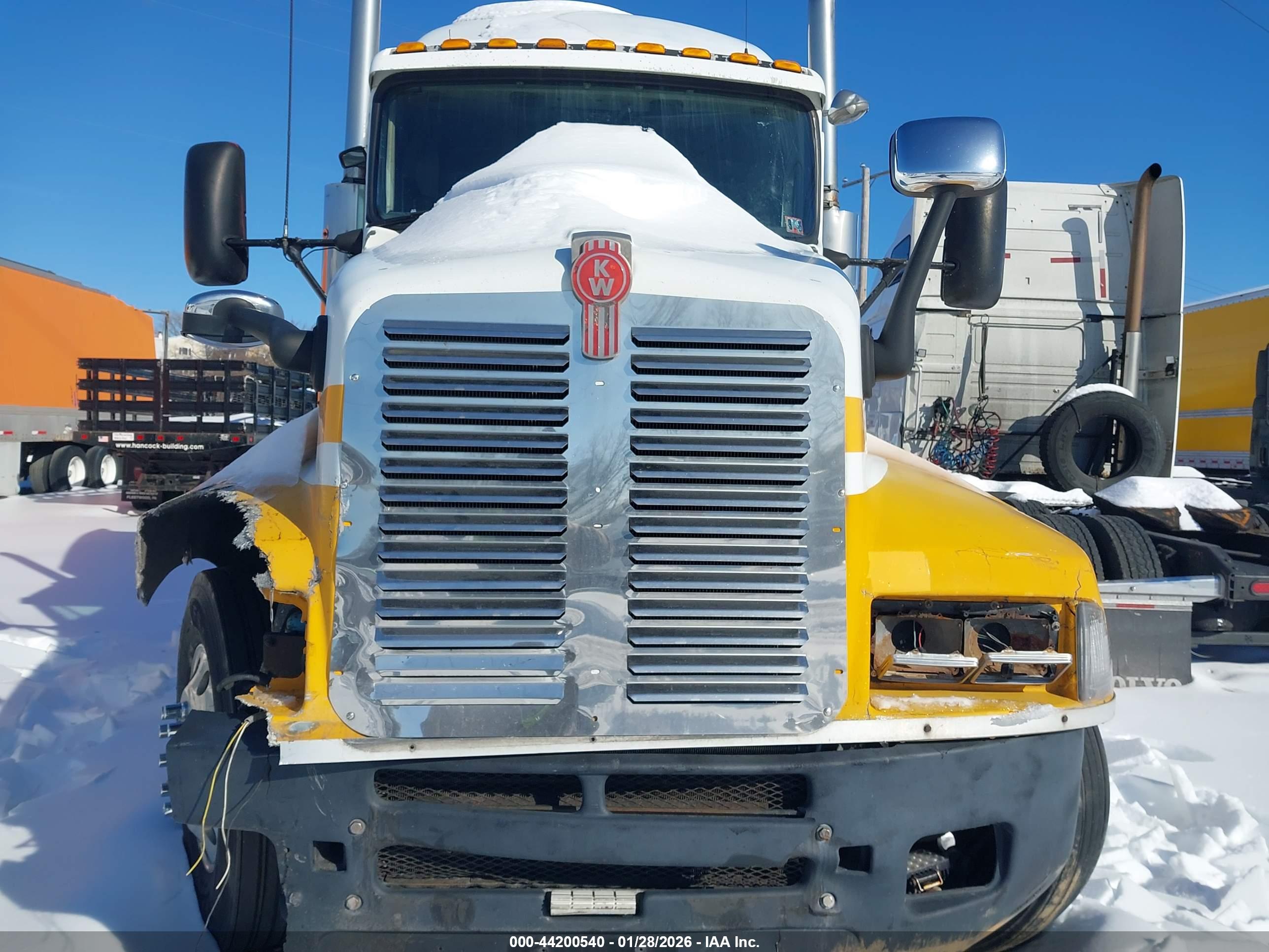 KENWORTH CONSTRUCTION image 10