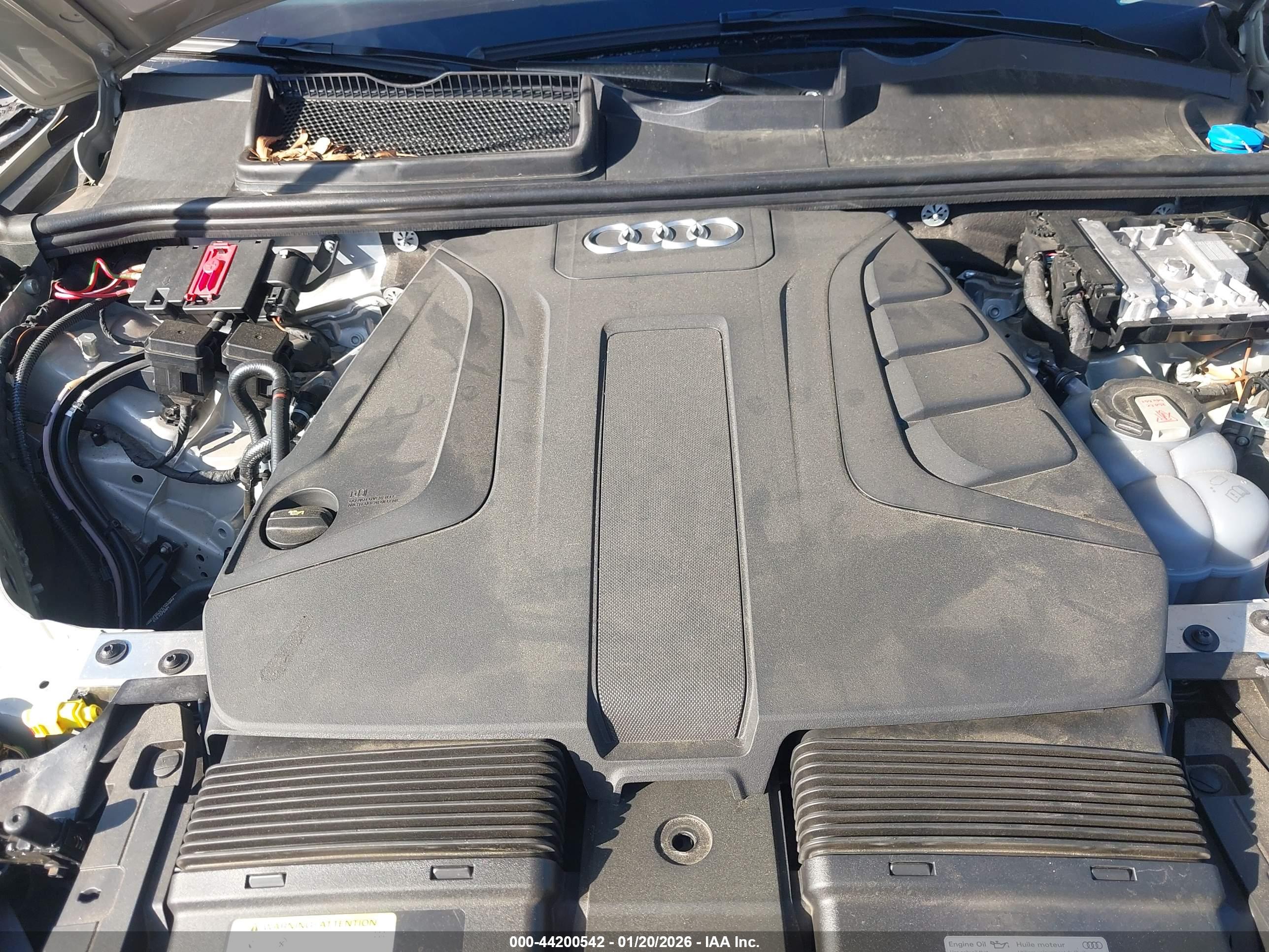 AUDI Q7 image 10