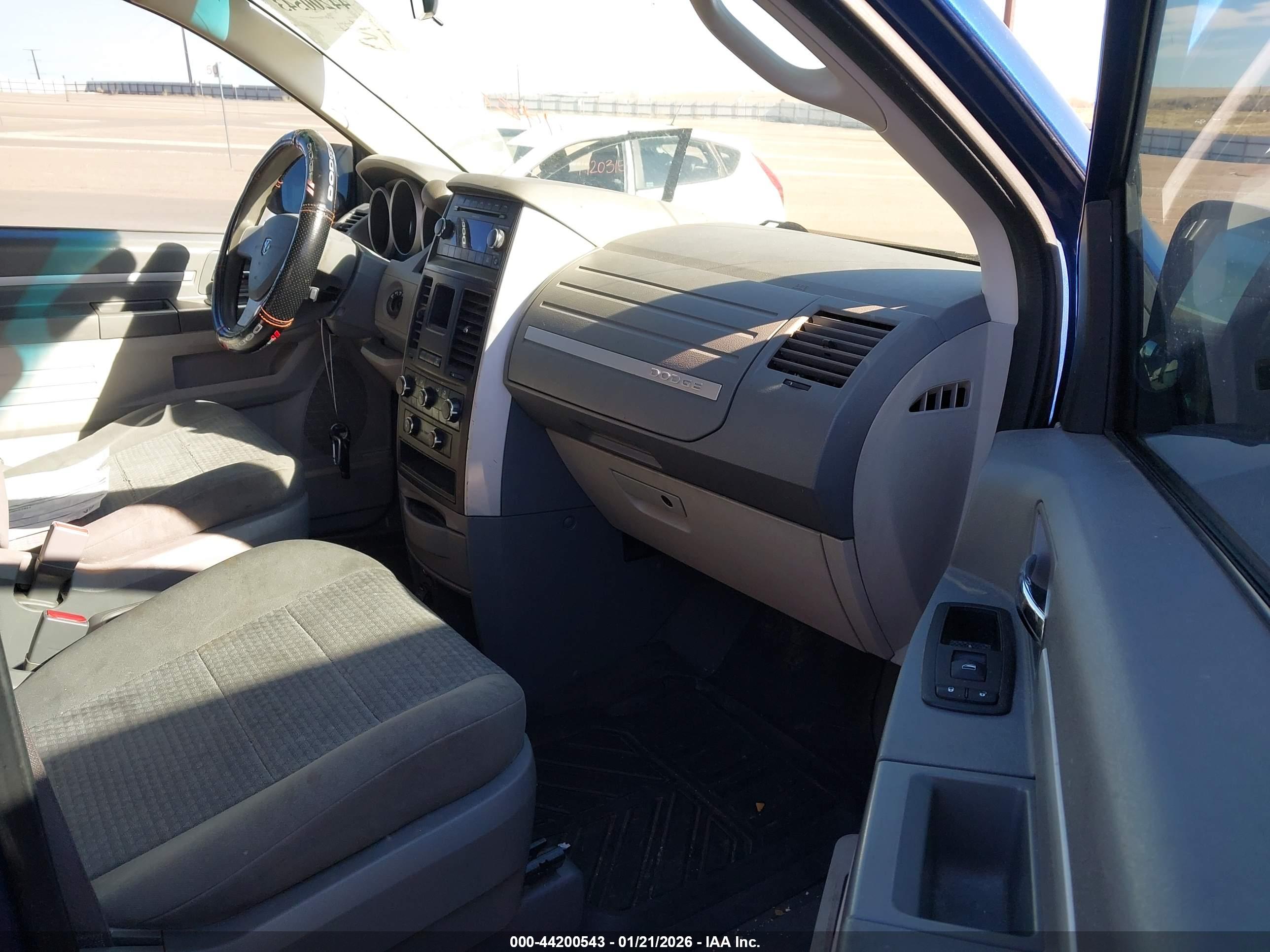 DODGE GRAND image 5