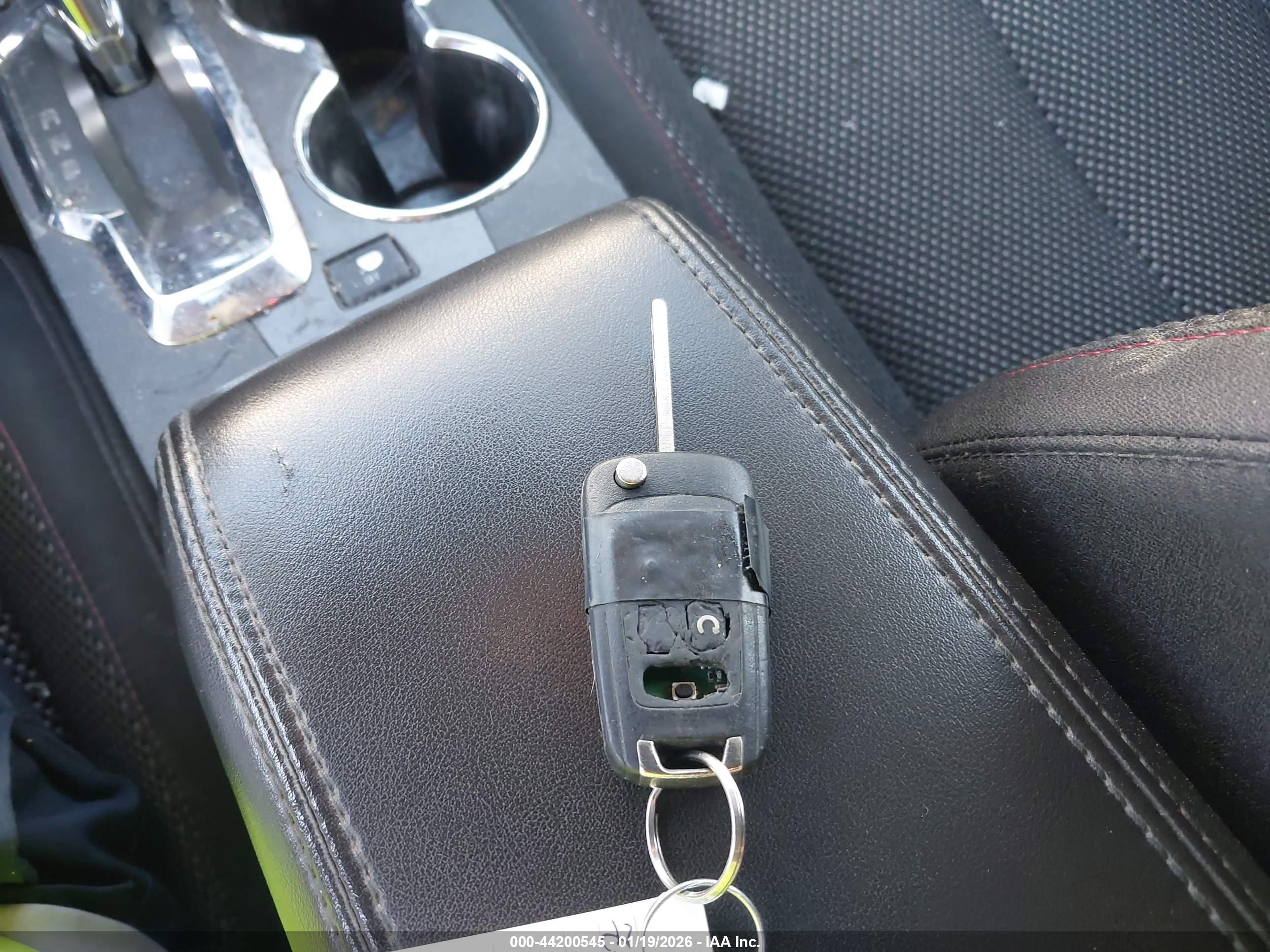 GMC TERRAIN image 11