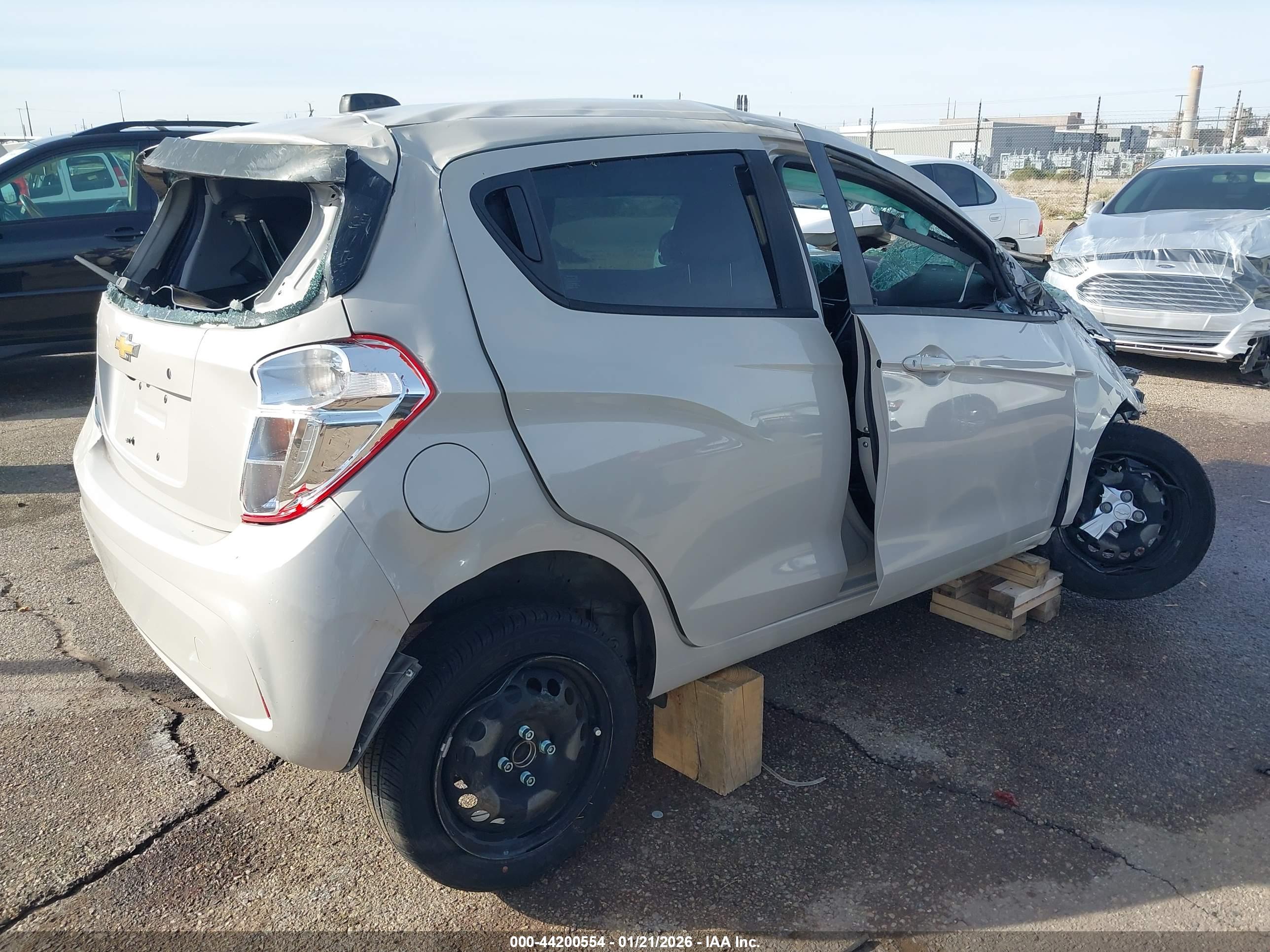 CHEVROLET SPARK image 4