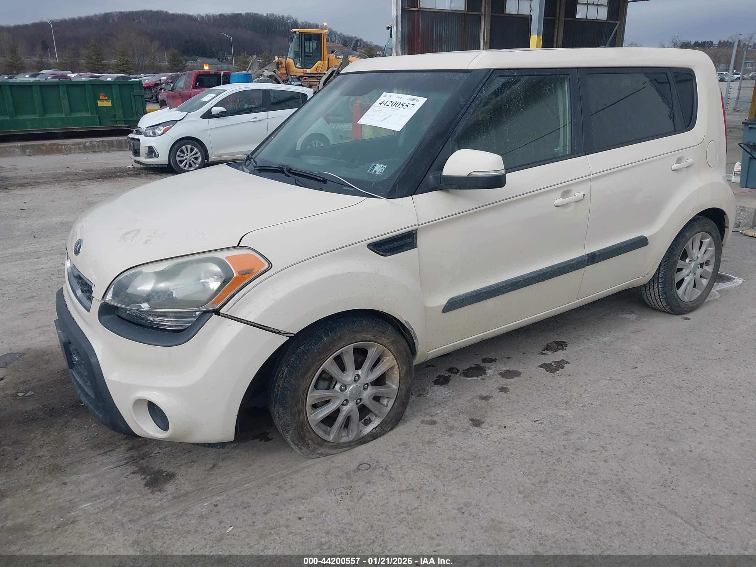 KIA SOUL image 2