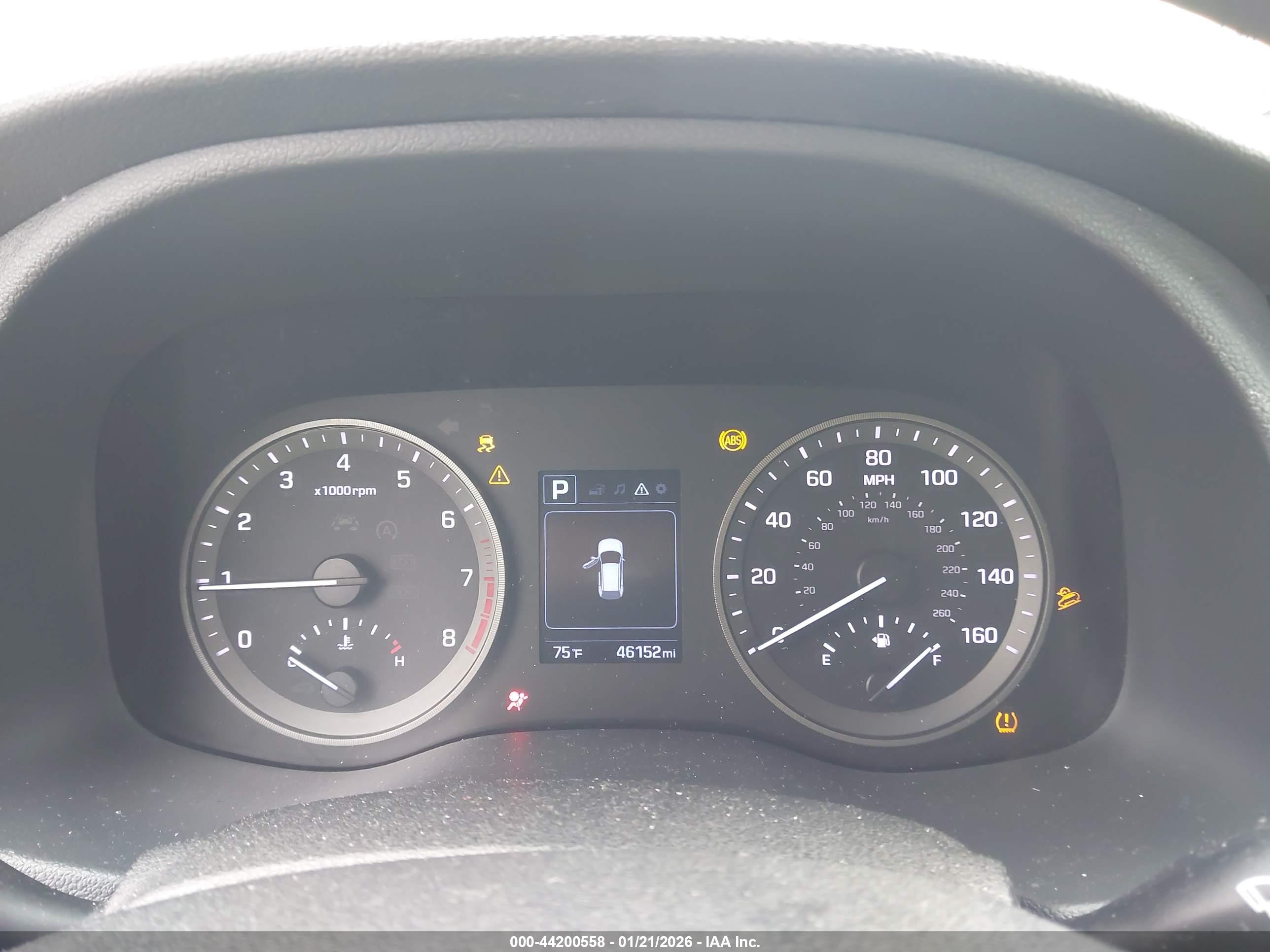 HYUNDAI TUCSON image 7