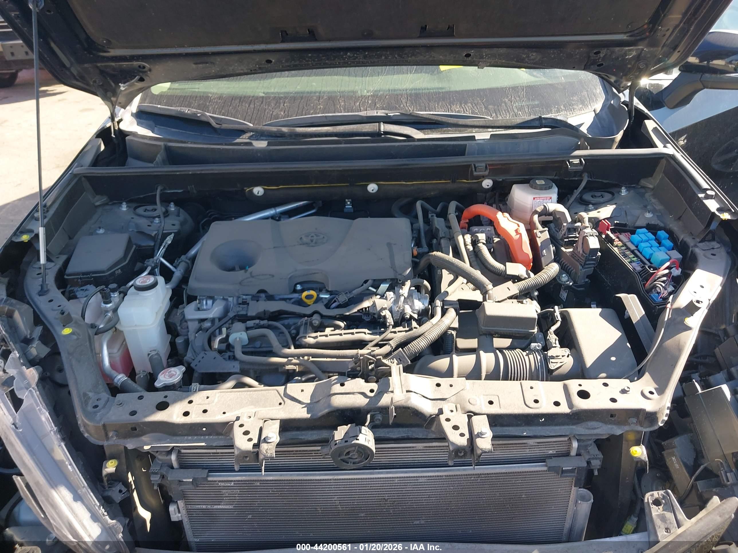 TOYOTA RAV4 image 10