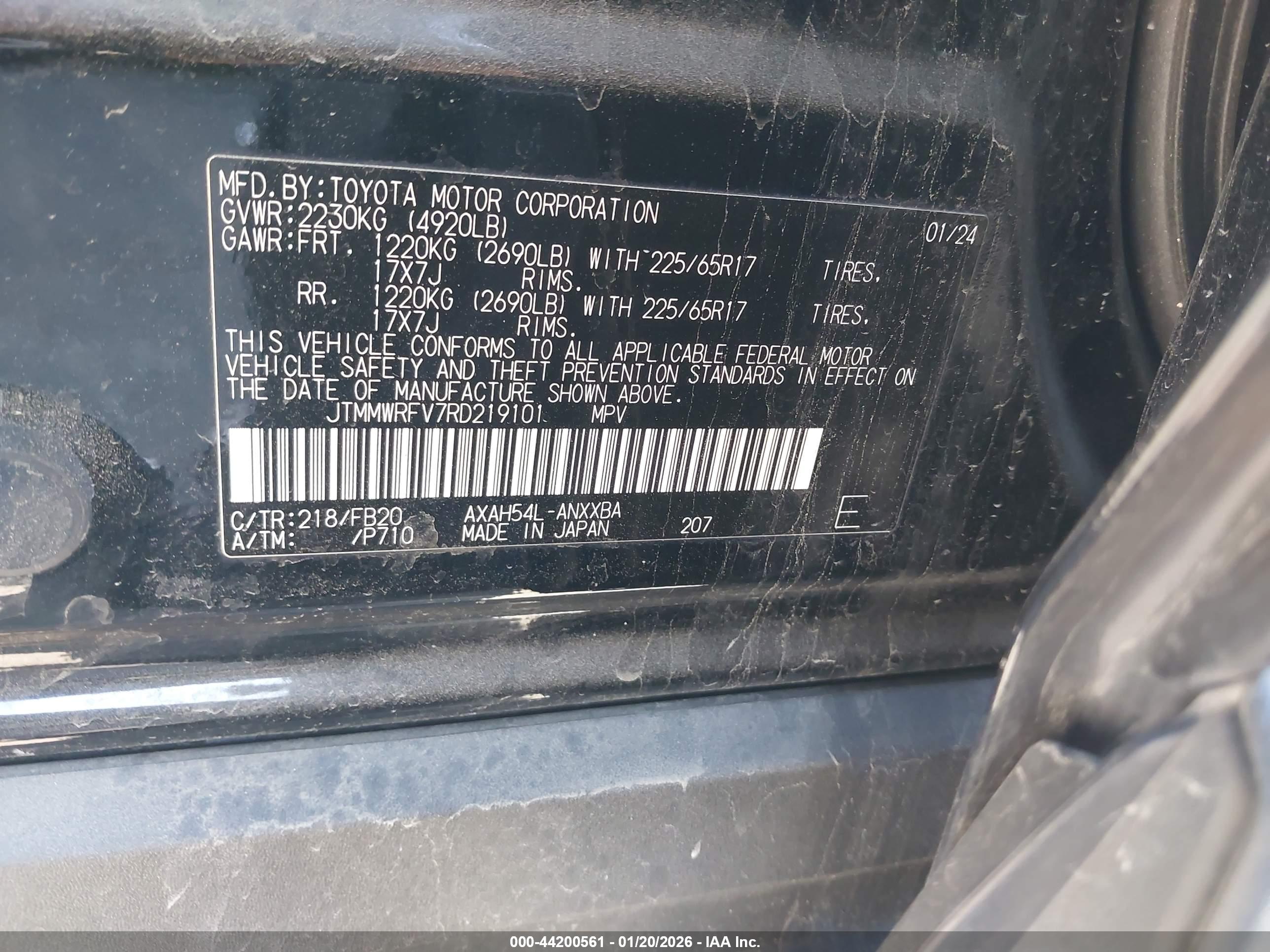 TOYOTA RAV4 image 9