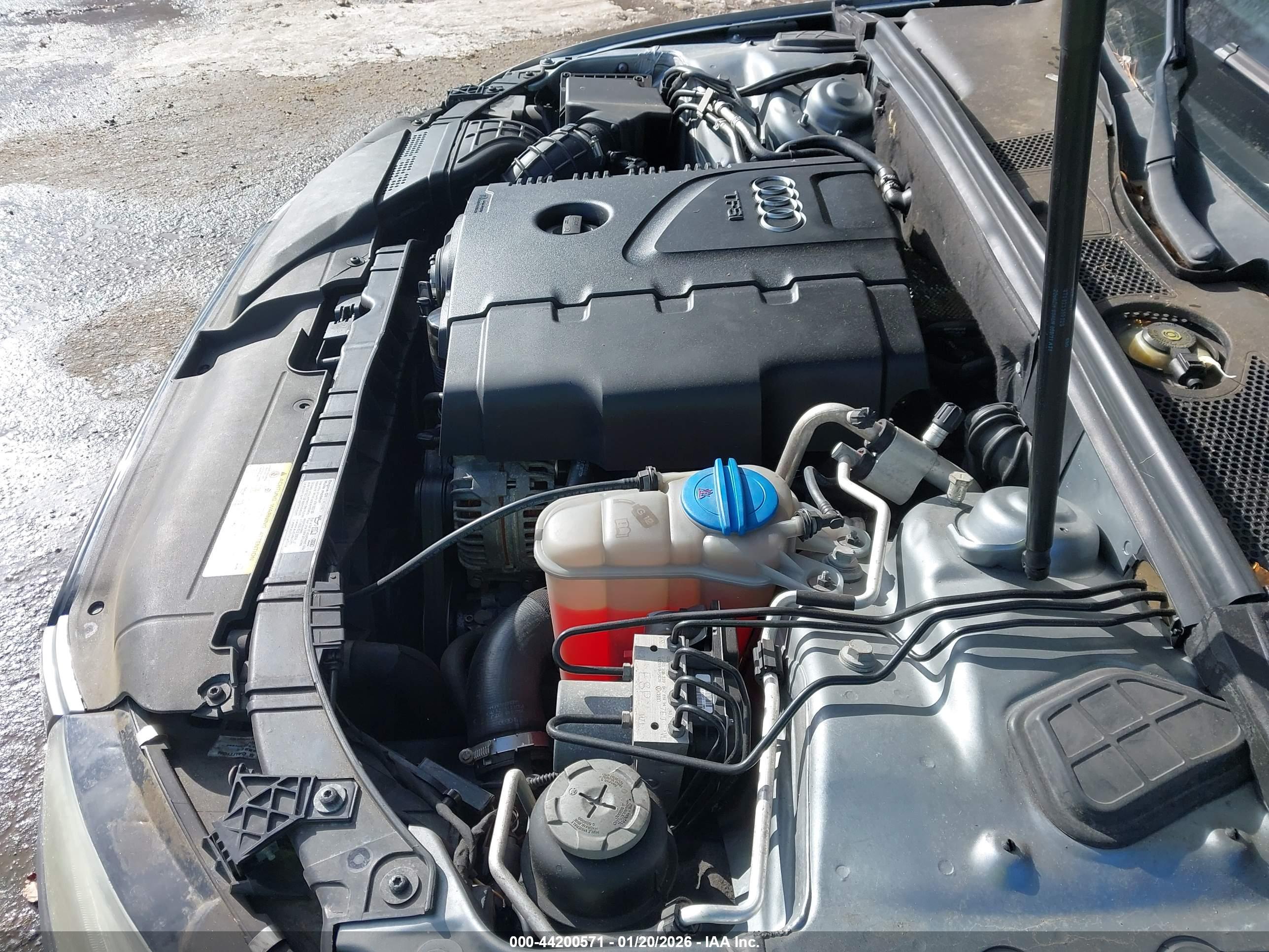 AUDI A4 image 10