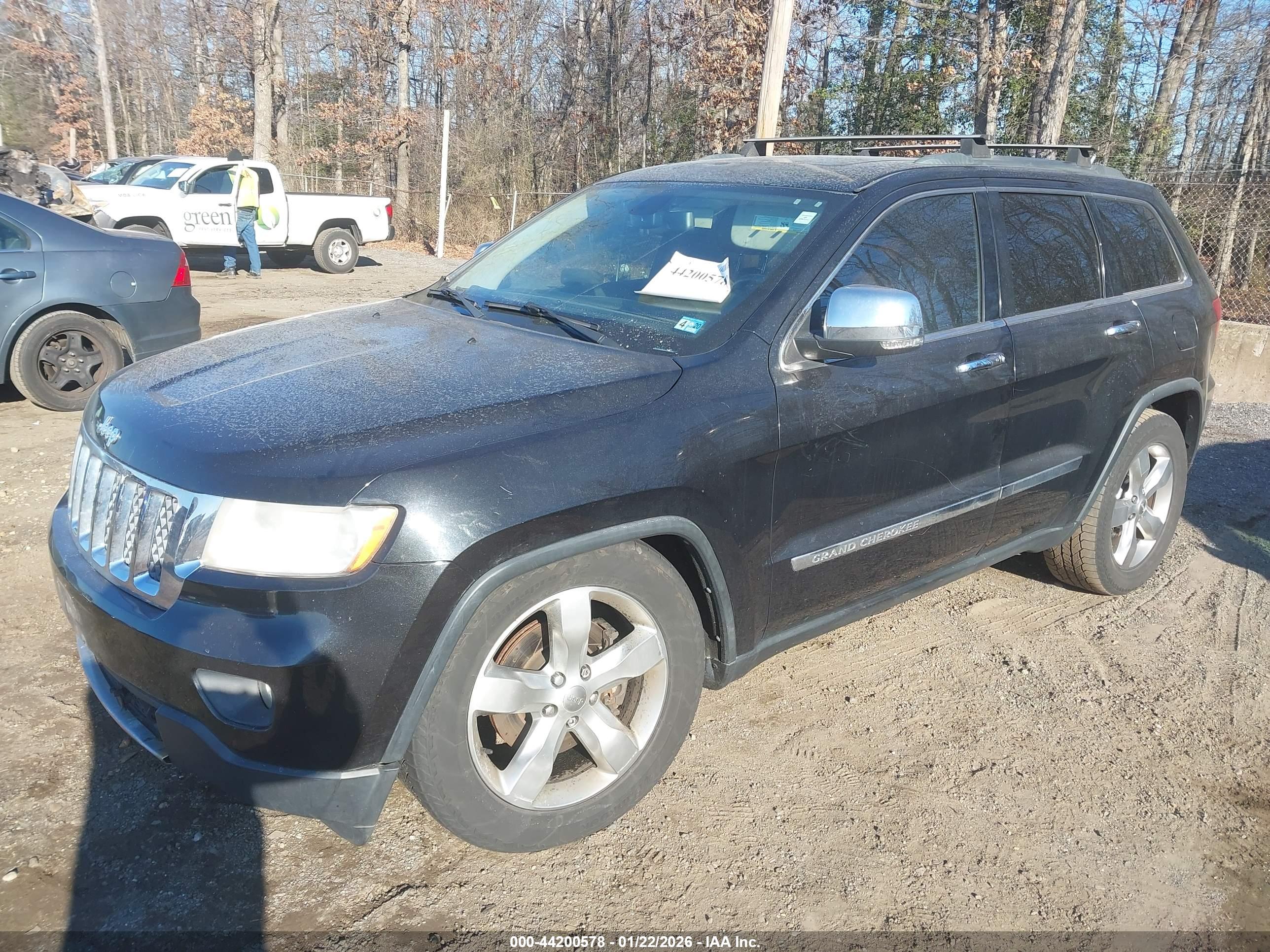 JEEP GRAND image 2
