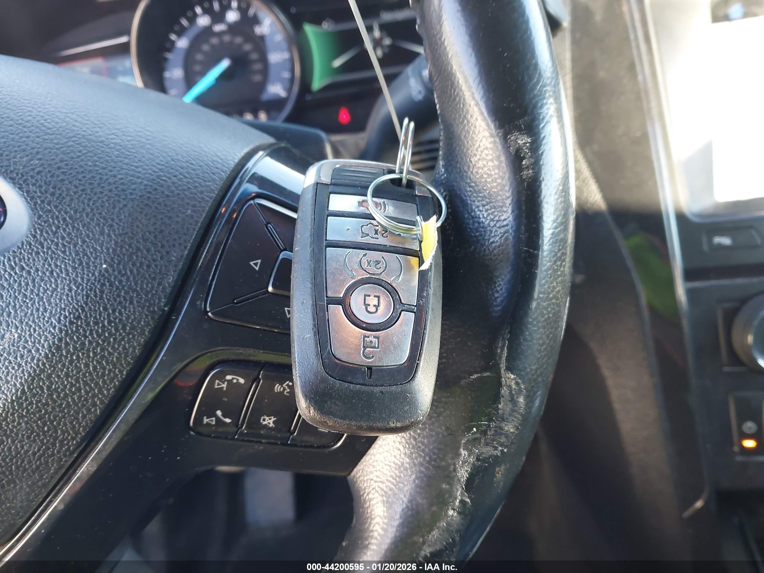 FORD EXPLORER image 11