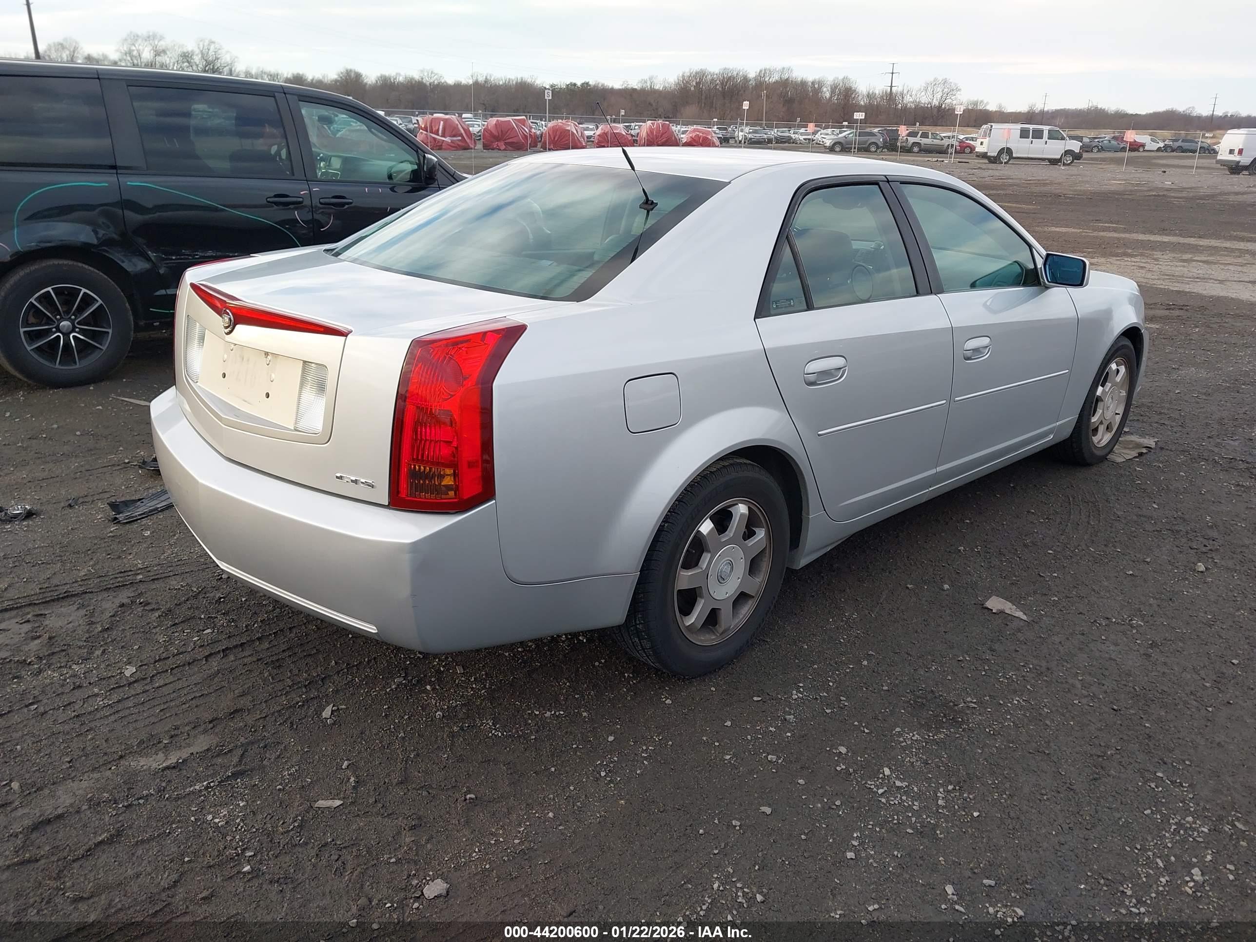 CADILLAC CTS image 4