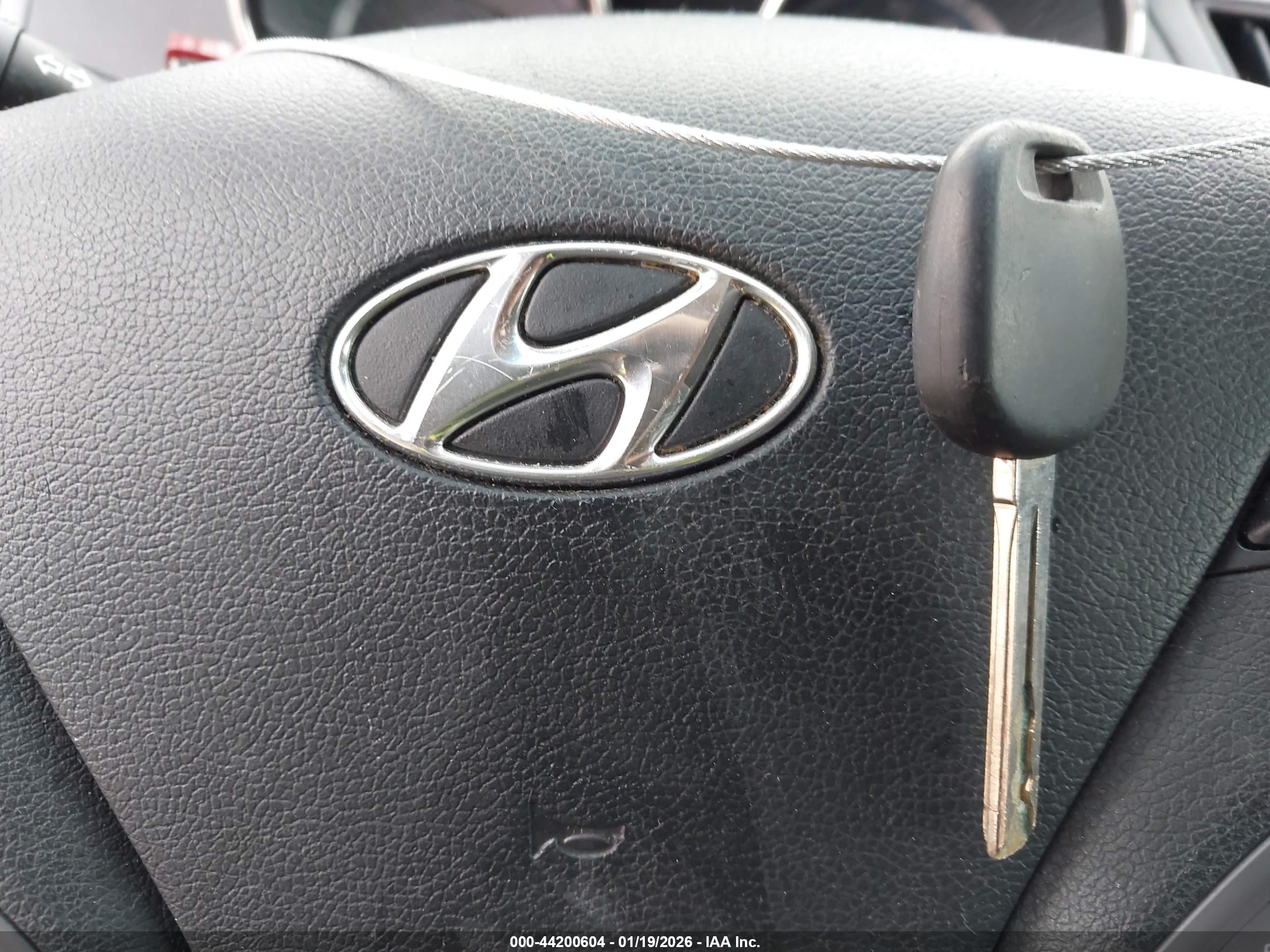 HYUNDAI SONATA image 11