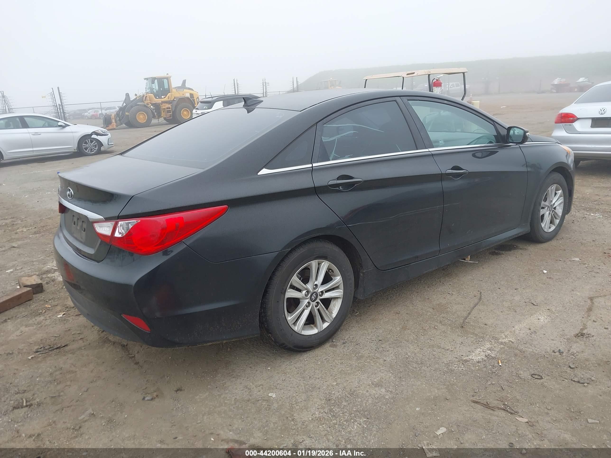 HYUNDAI SONATA image 4