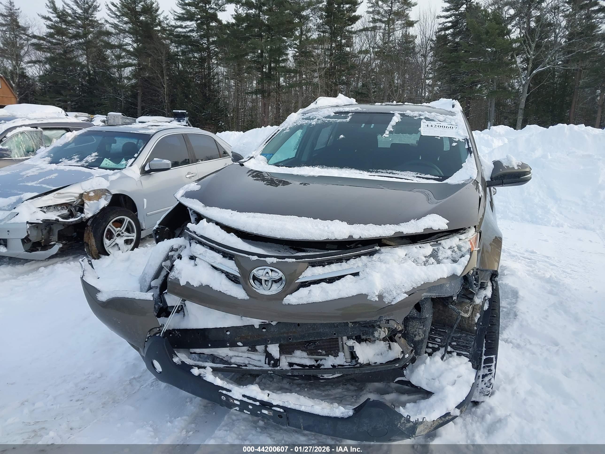 TOYOTA RAV4 image 6