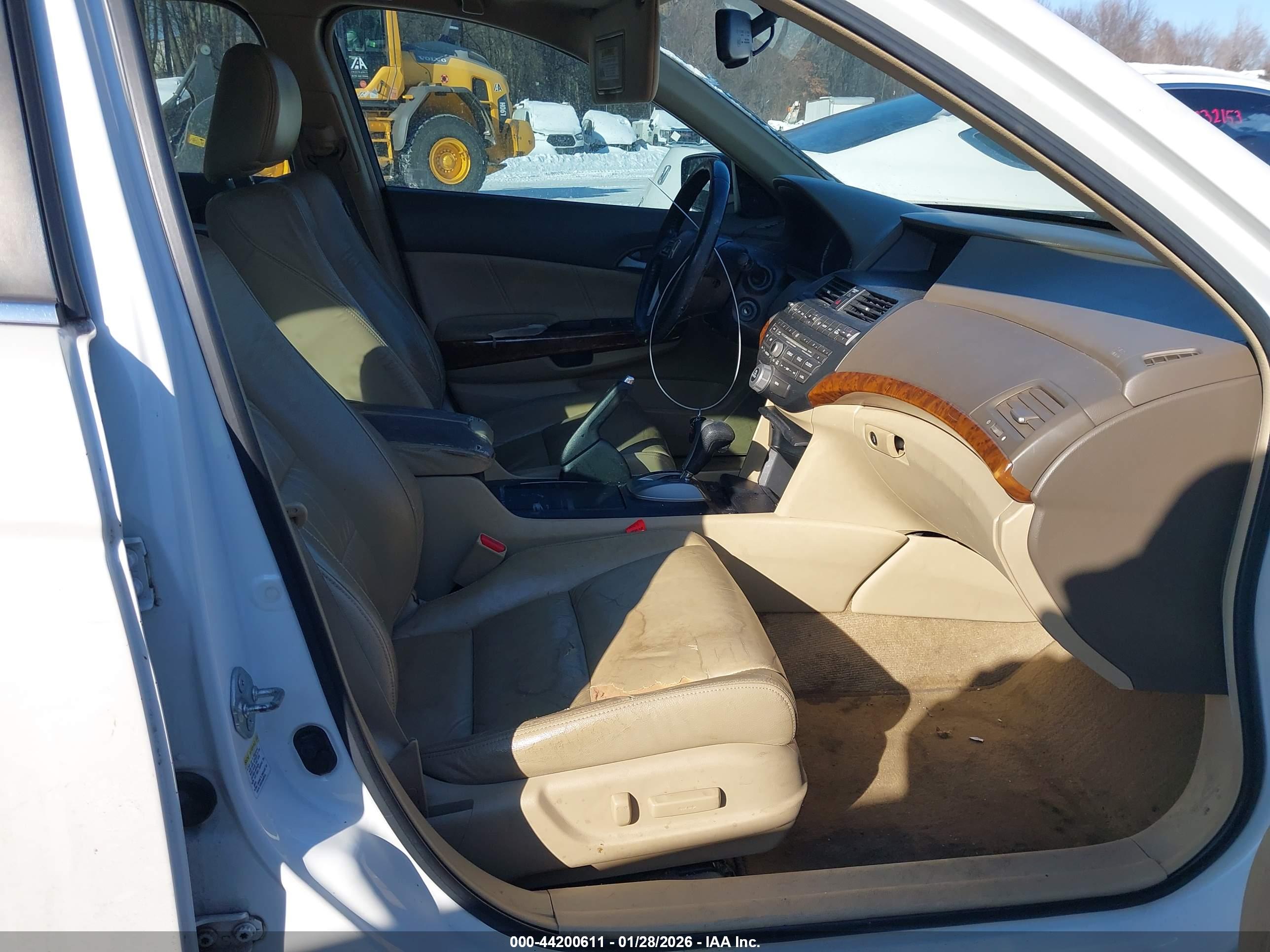 HONDA ACCORD image 5