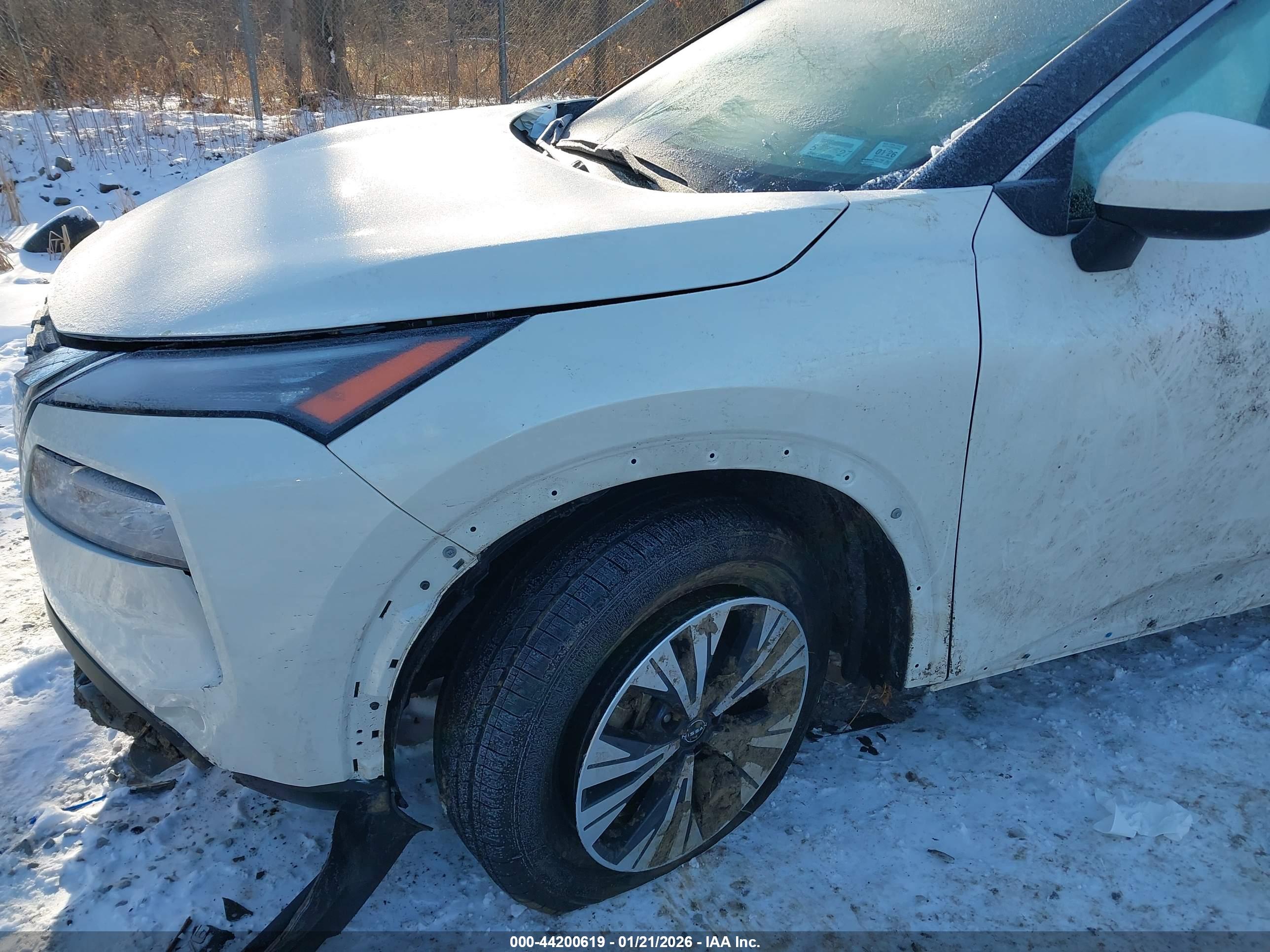 NISSAN ROGUE image 6