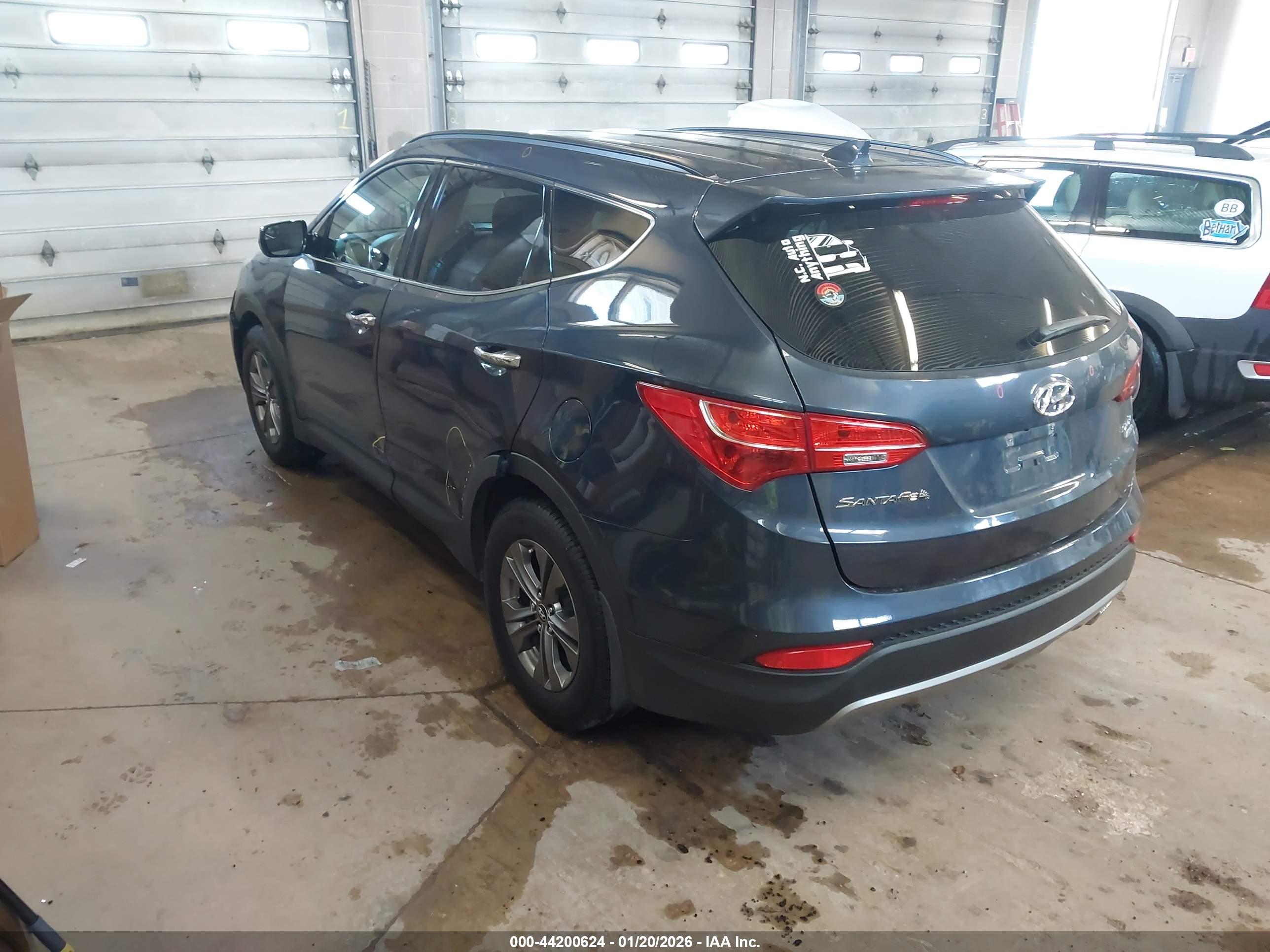 HYUNDAI SANTA image 3