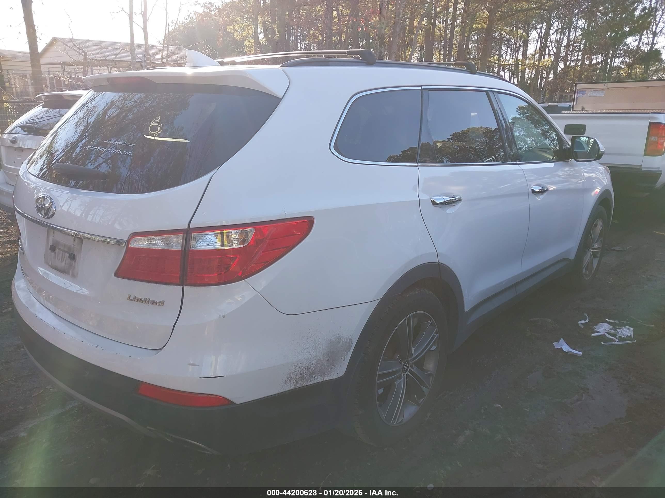 HYUNDAI SANTA image 4