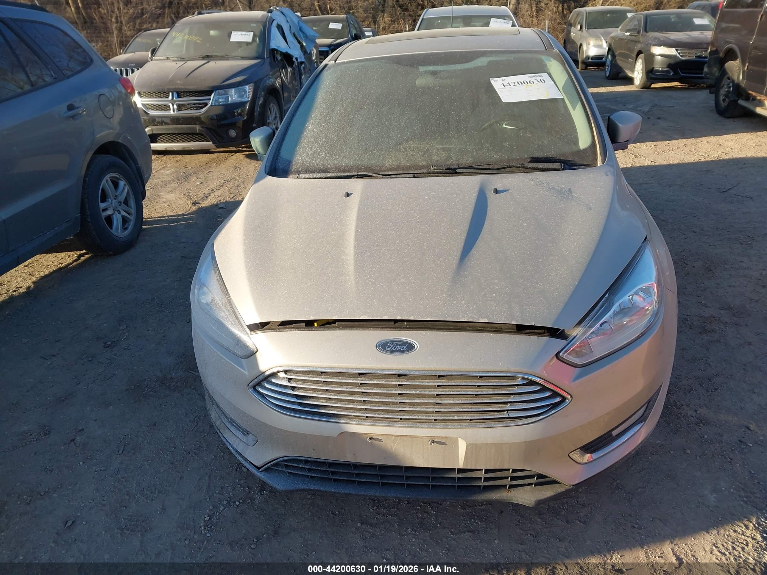 FORD FOCUS image 6