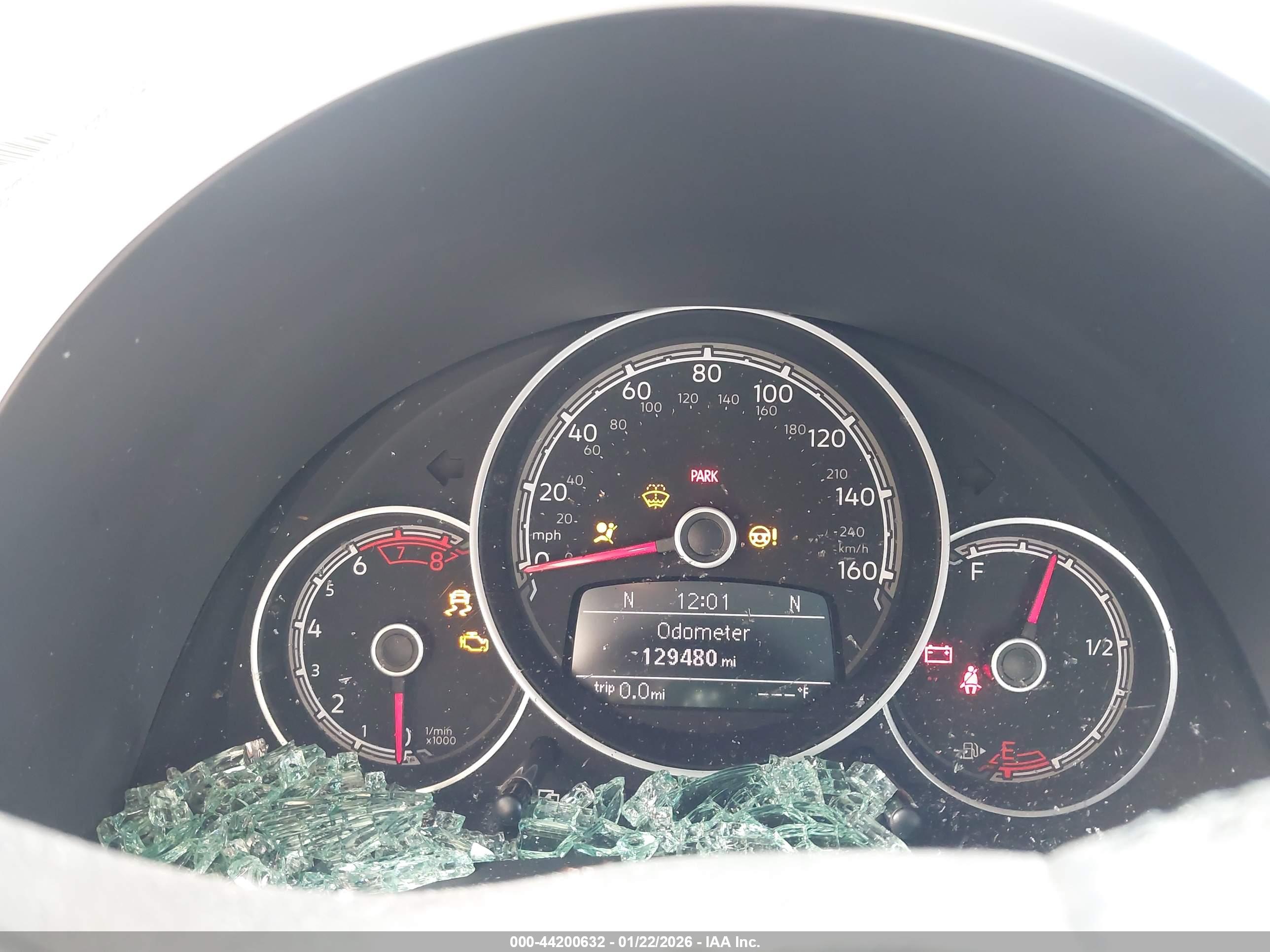 VOLKSWAGEN BEETLE image 7