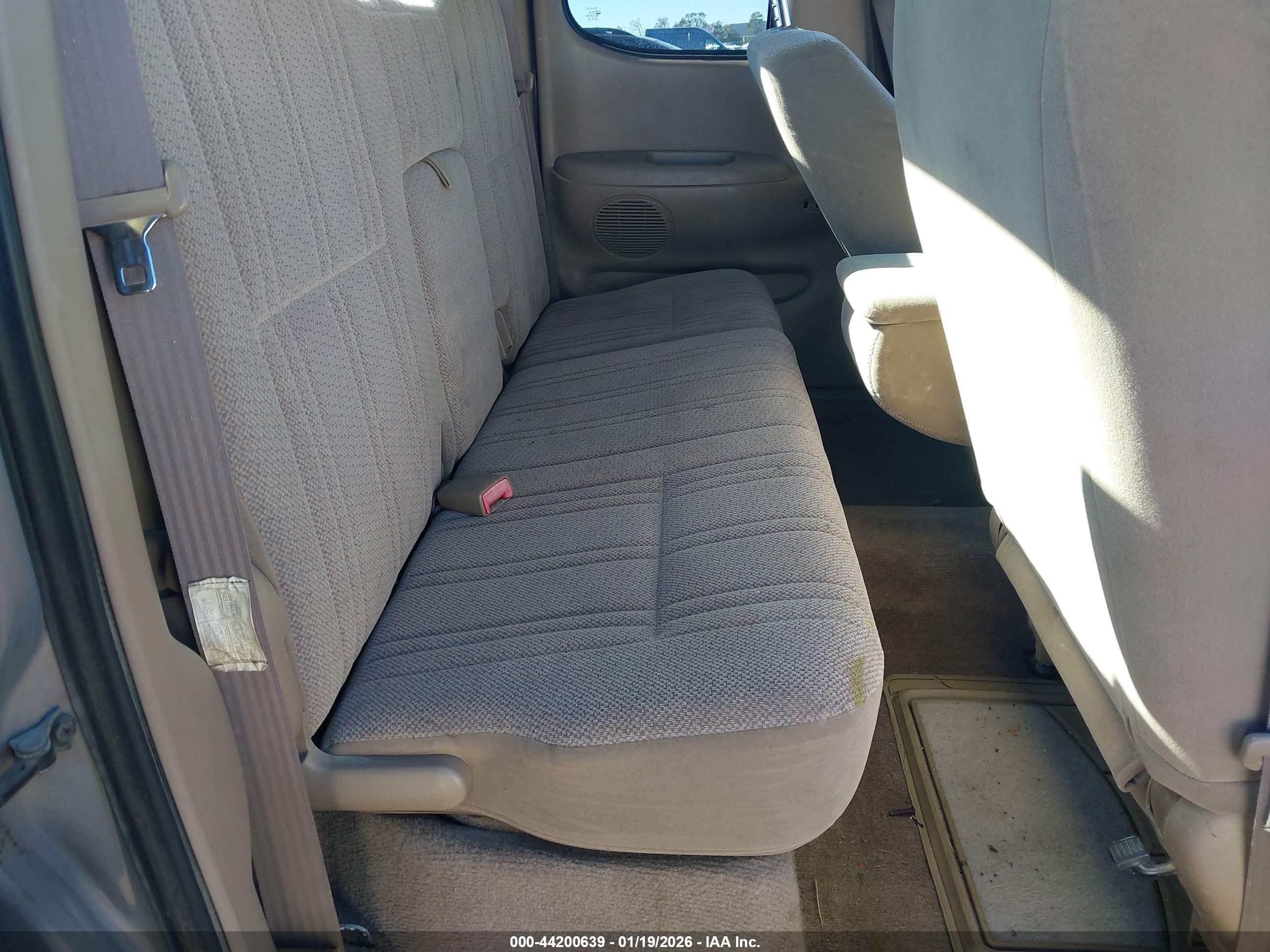 TOYOTA TUNDRA image 8
