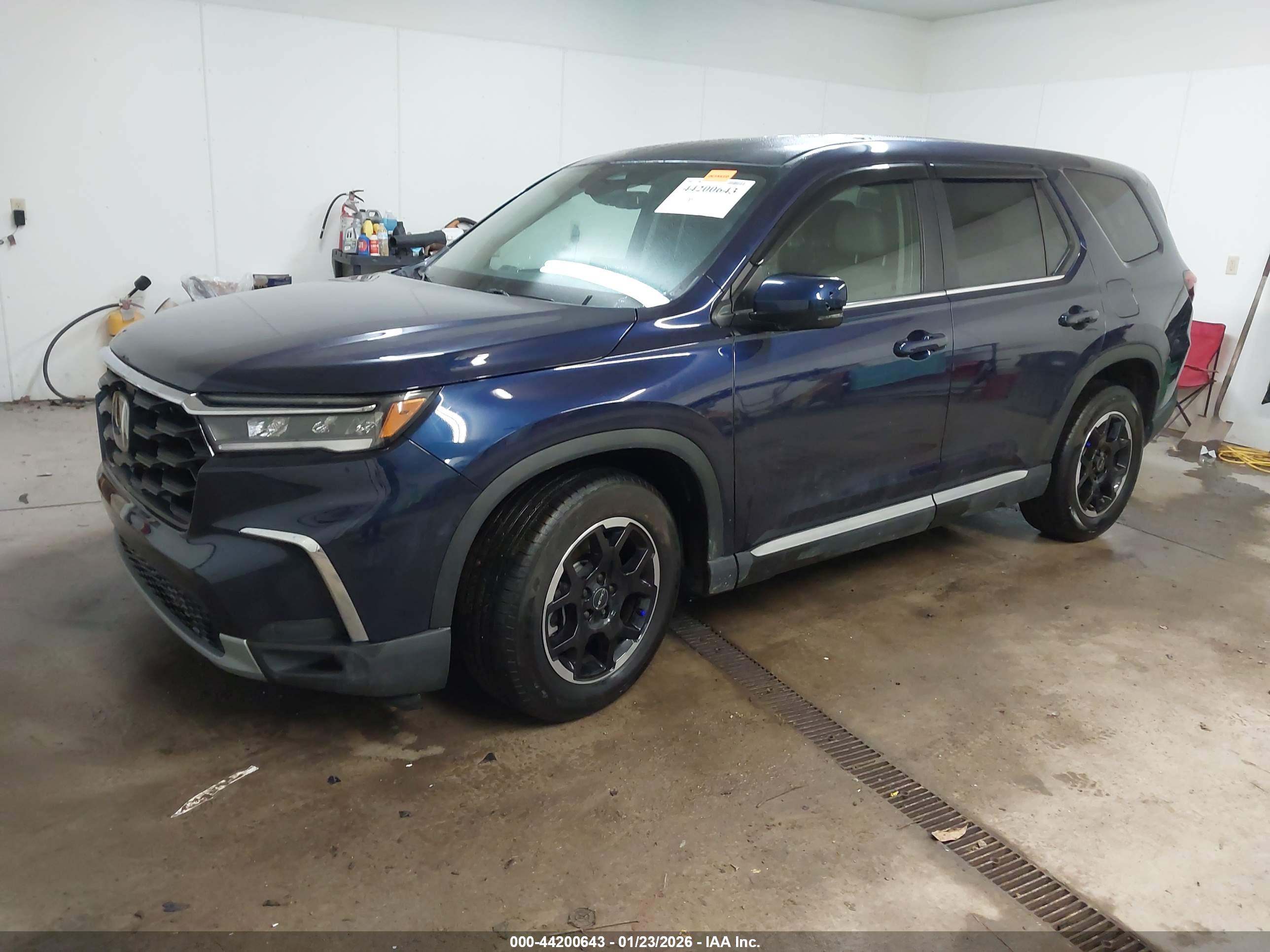 HONDA PILOT image 2