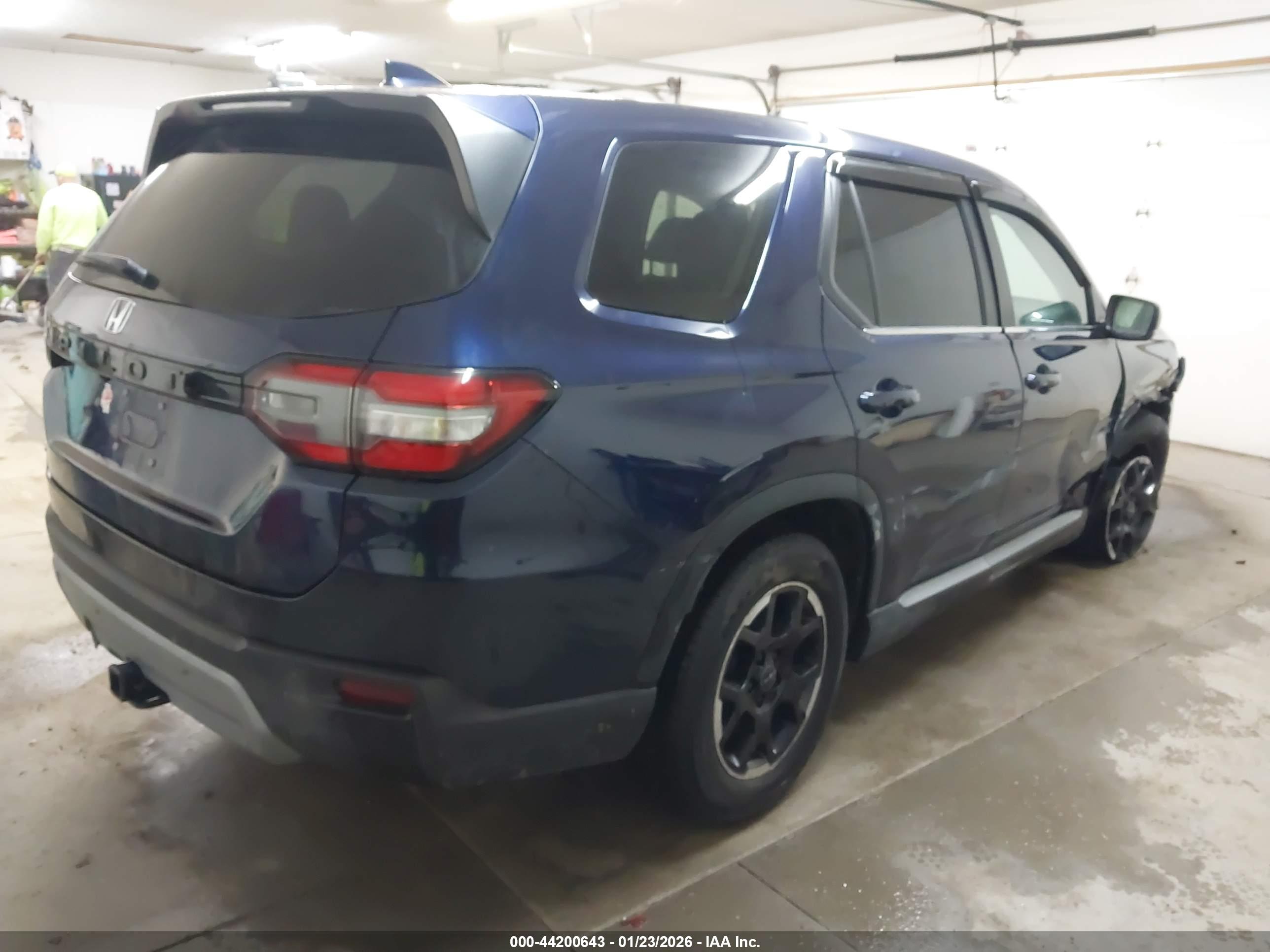 HONDA PILOT image 4