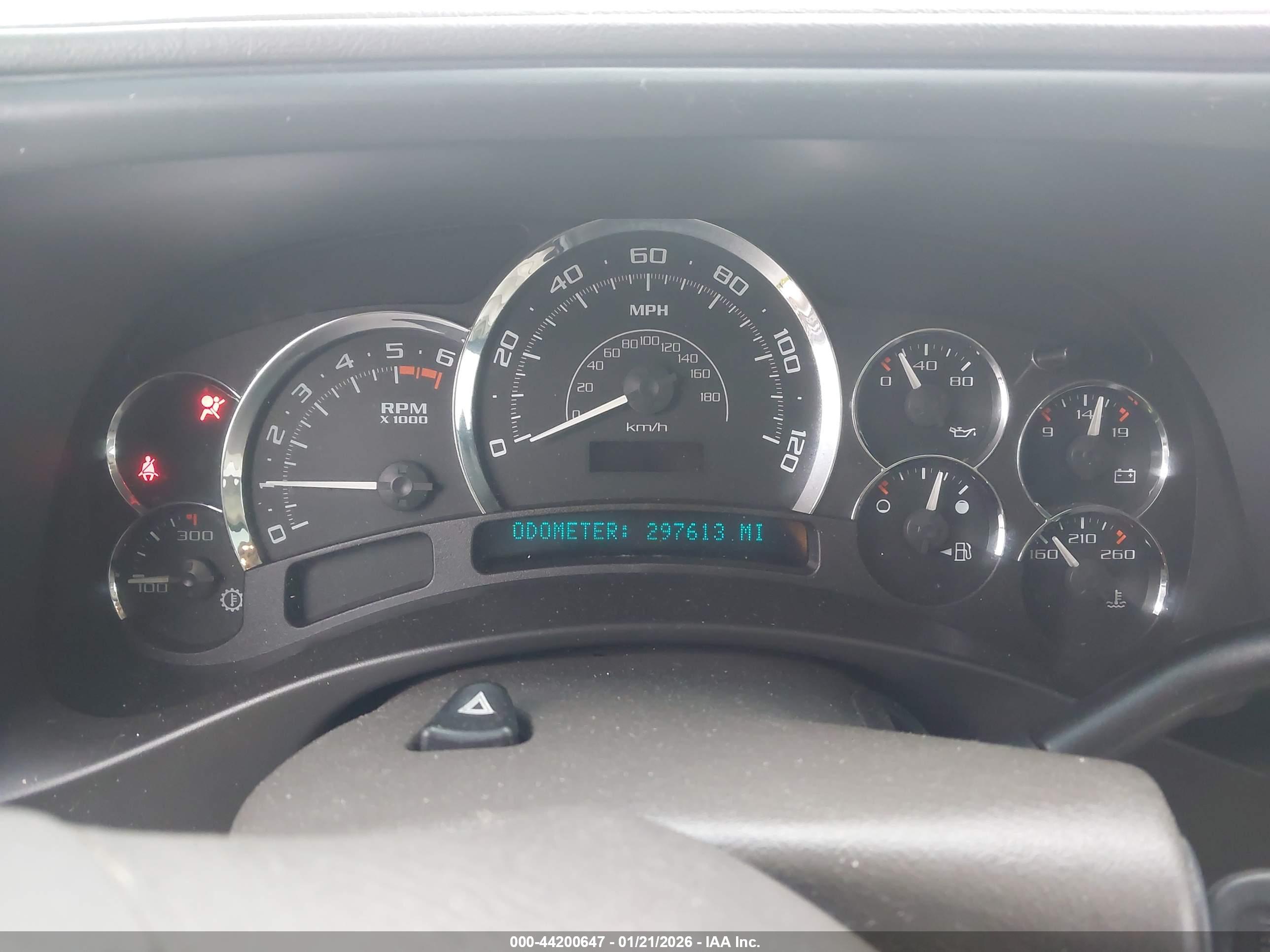 CADILLAC ESCALADE image 7