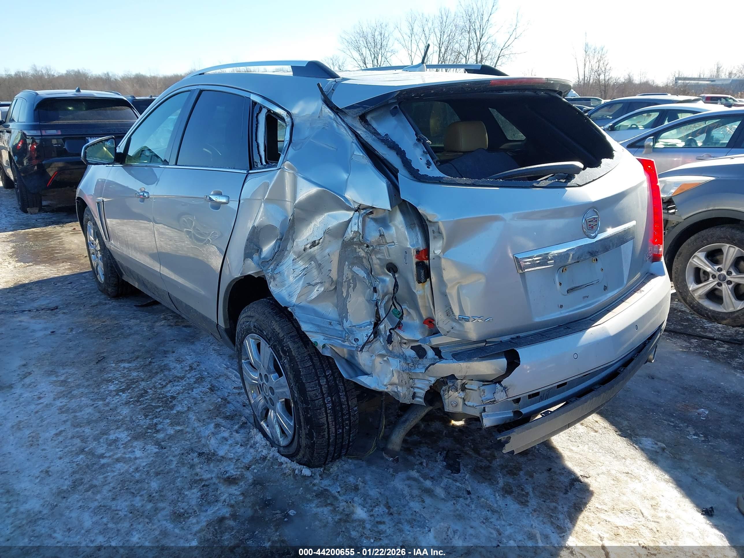 CADILLAC SRX image 3
