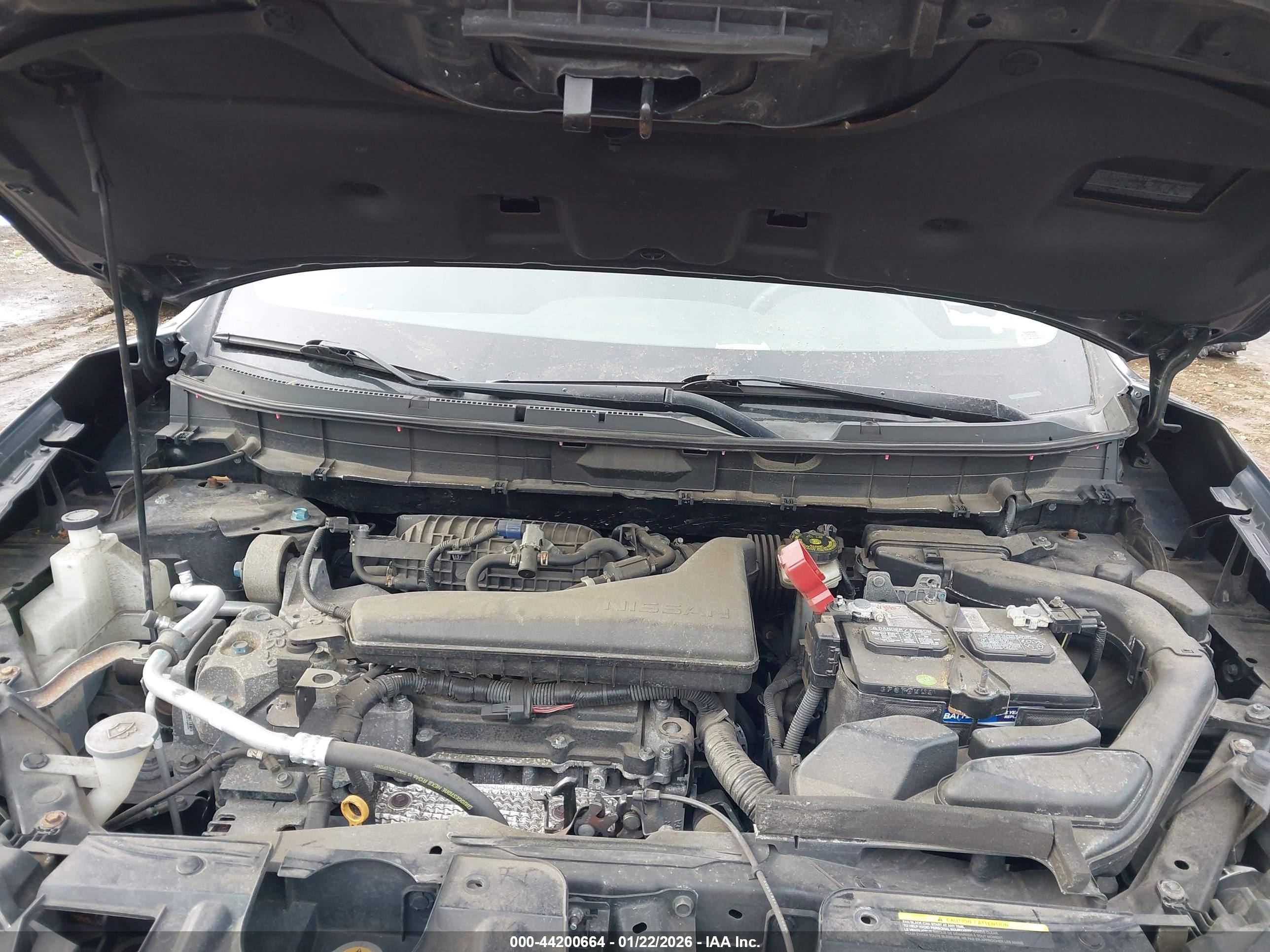 NISSAN ROGUE image 10