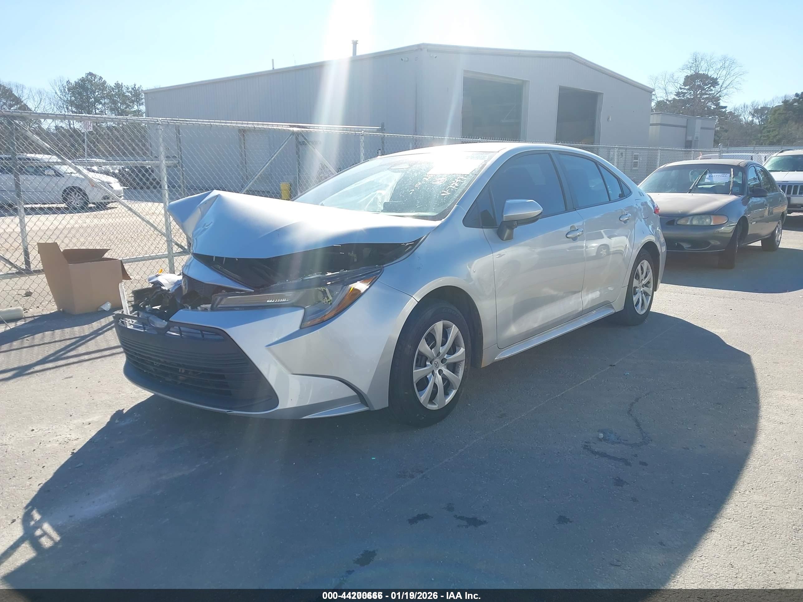 TOYOTA COROLLA image 2